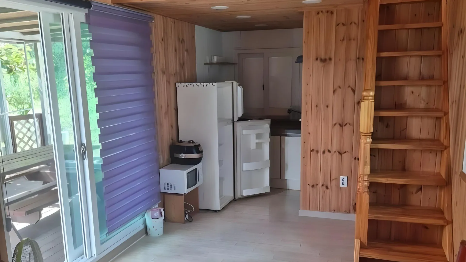 청도군 청도 프로방스 불빛축제 카라반펜션 2성급 게스트하우스 객실