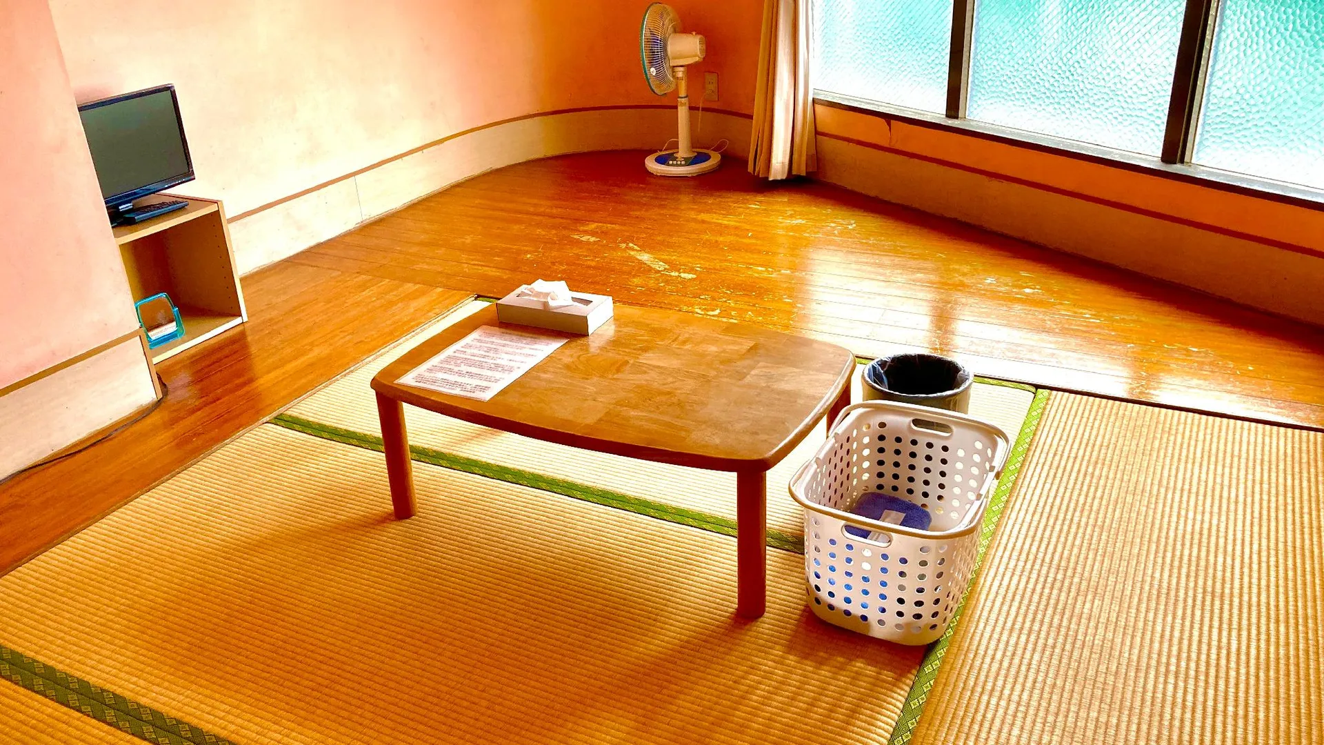 오키나와 본섬 호스텔 하쿠세이소우 1성급 호텔 객실