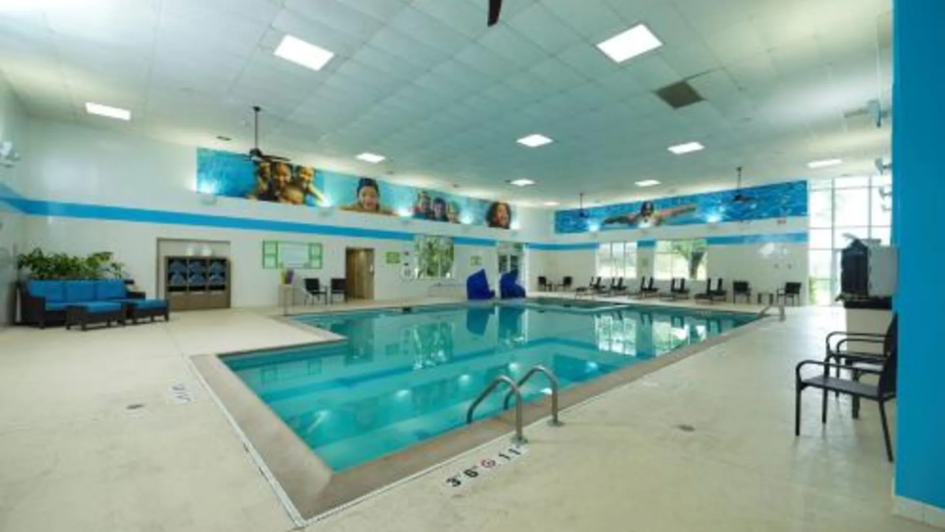 캐롤 스트림 (IL) 홀리데이 인 앤 스위트 시카고-캐롤스트림 (위튼) 바이 IHG 3성급 호텔 로비