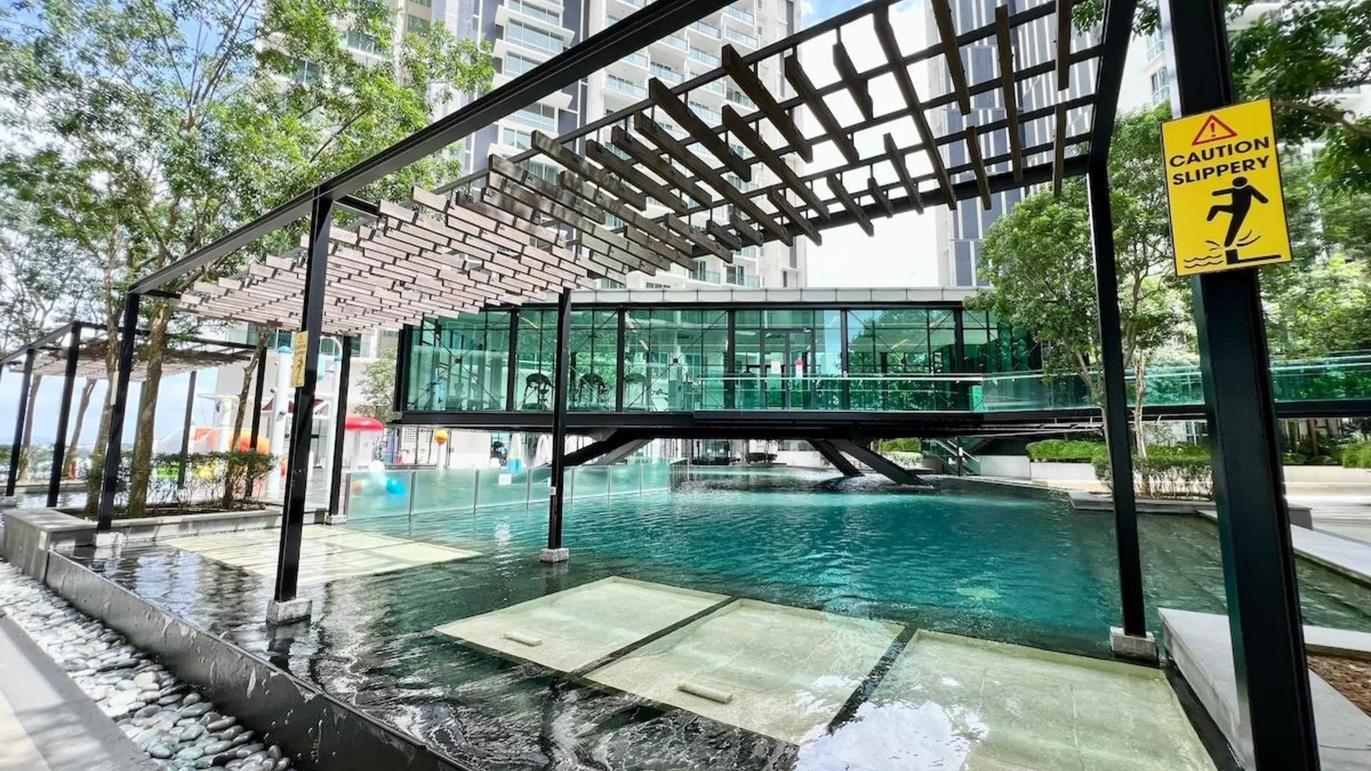 말라카 존커의 아파트먼트 (800m², 침실 3개, 프라이빗 욕실 2개) 3성급 게스트하우스 수영장