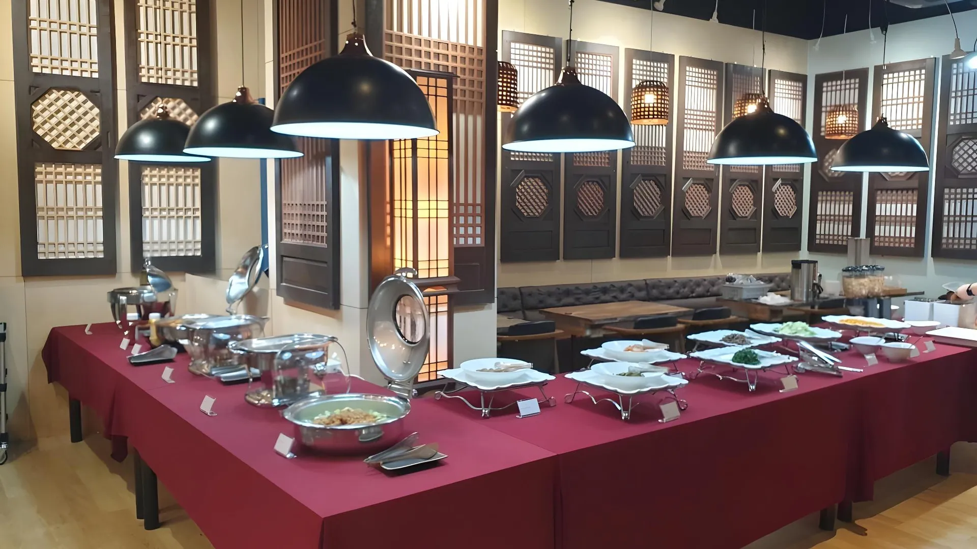 서울 남대문시장 중심의 스타힐스호텔 1성급 호텔 외관