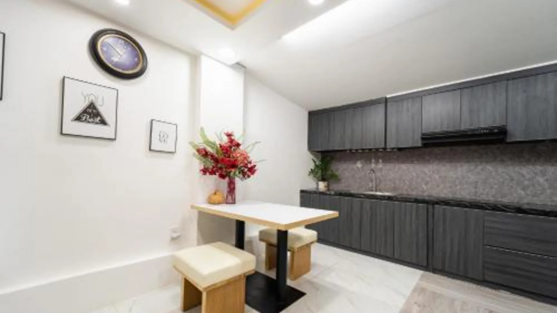 호치민 골든 선 3 아파트먼트 2성급 호텔 외관