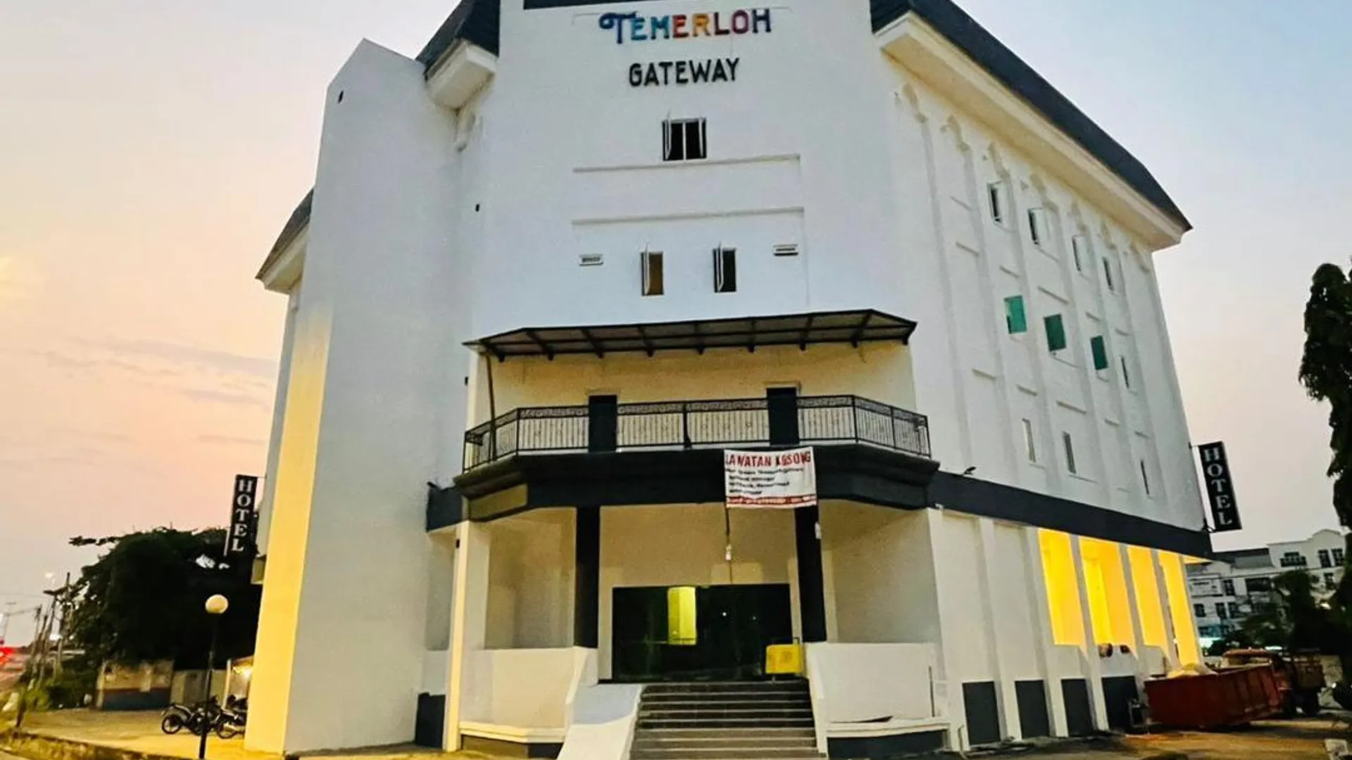 테메르로 Hotel Apsara Temerloh Gateway 3성급 호텔 스위트룸