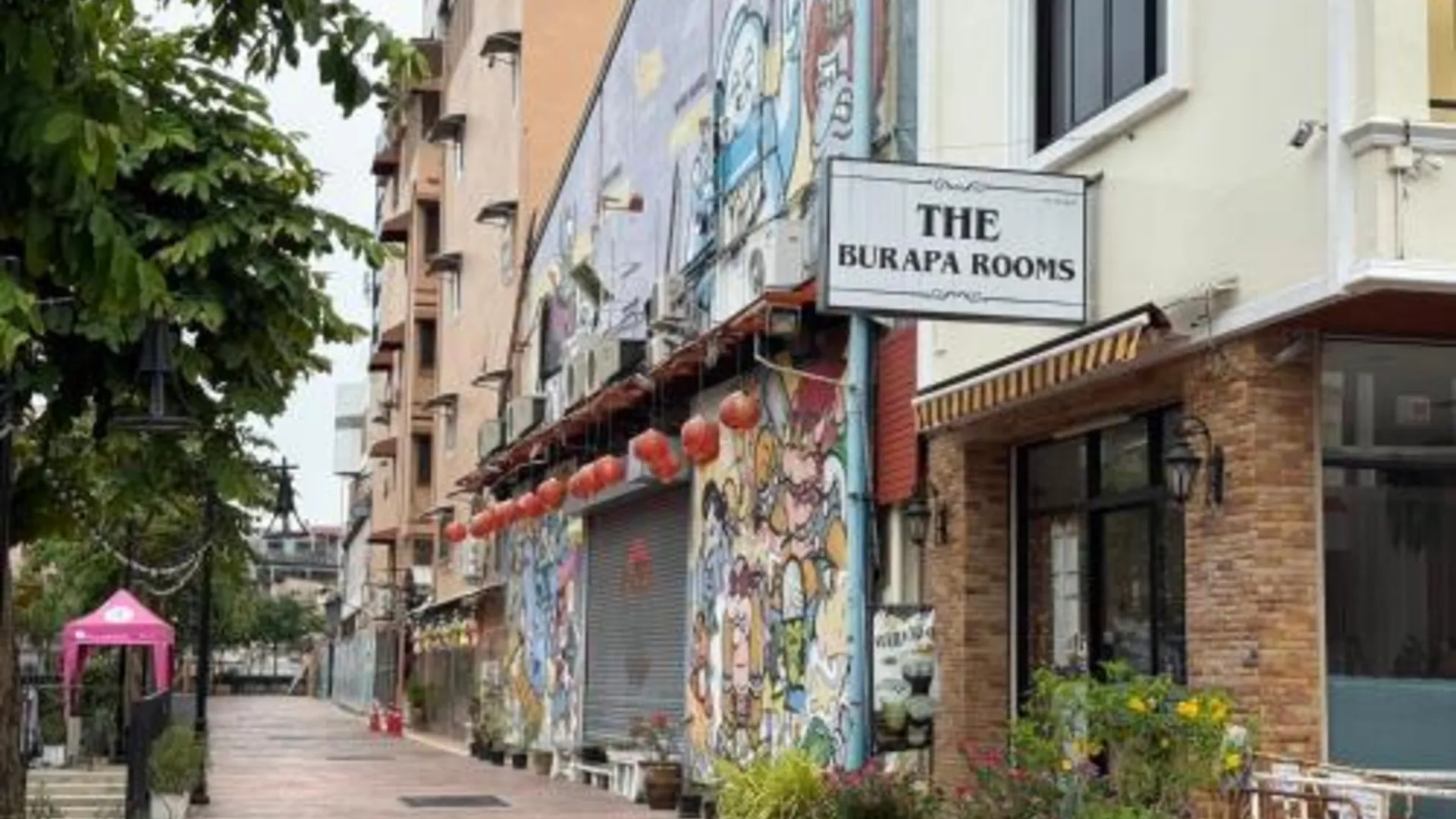 방콕 더 부라파 룸스 2성급 호텔 전망