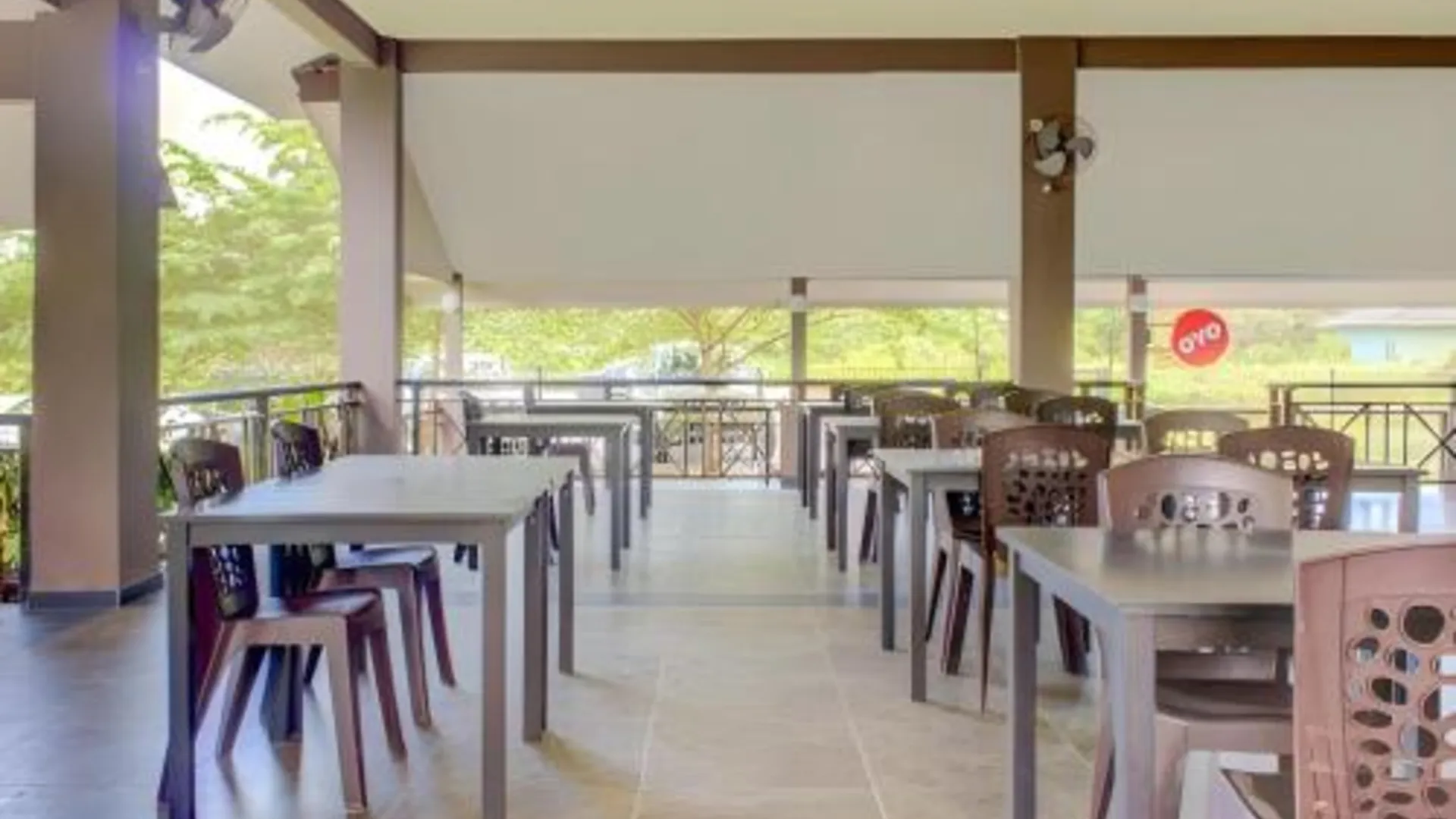 코타 팅기 Hotel O Sedili Inn Resort 3성급 호텔 로비