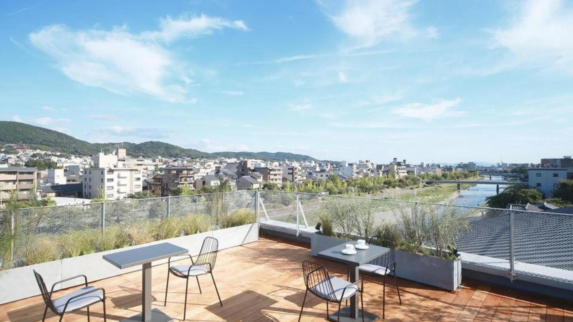 교토 SGR Kamogawa 4성급 호텔 전망