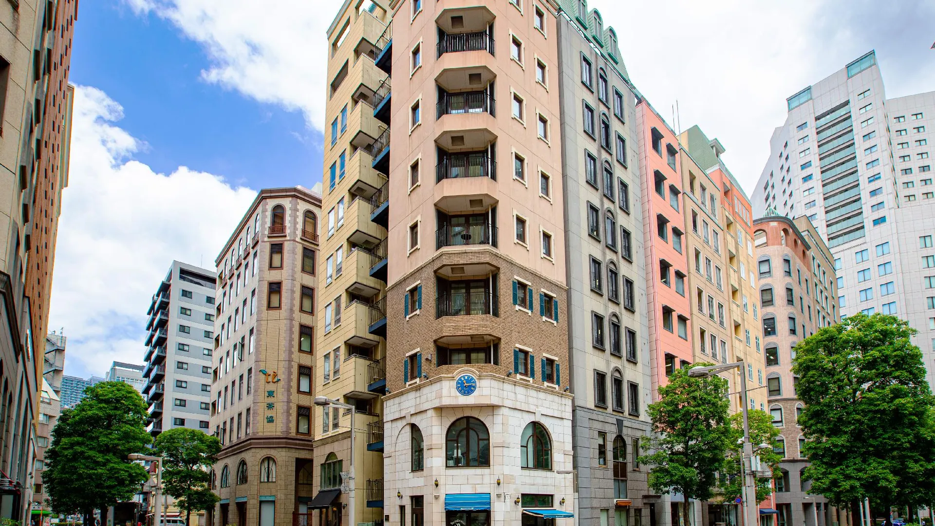 도쿄 / 동경 안신오야도 도쿄 우먼 긴자 시오도메 1성급 호텔 외관