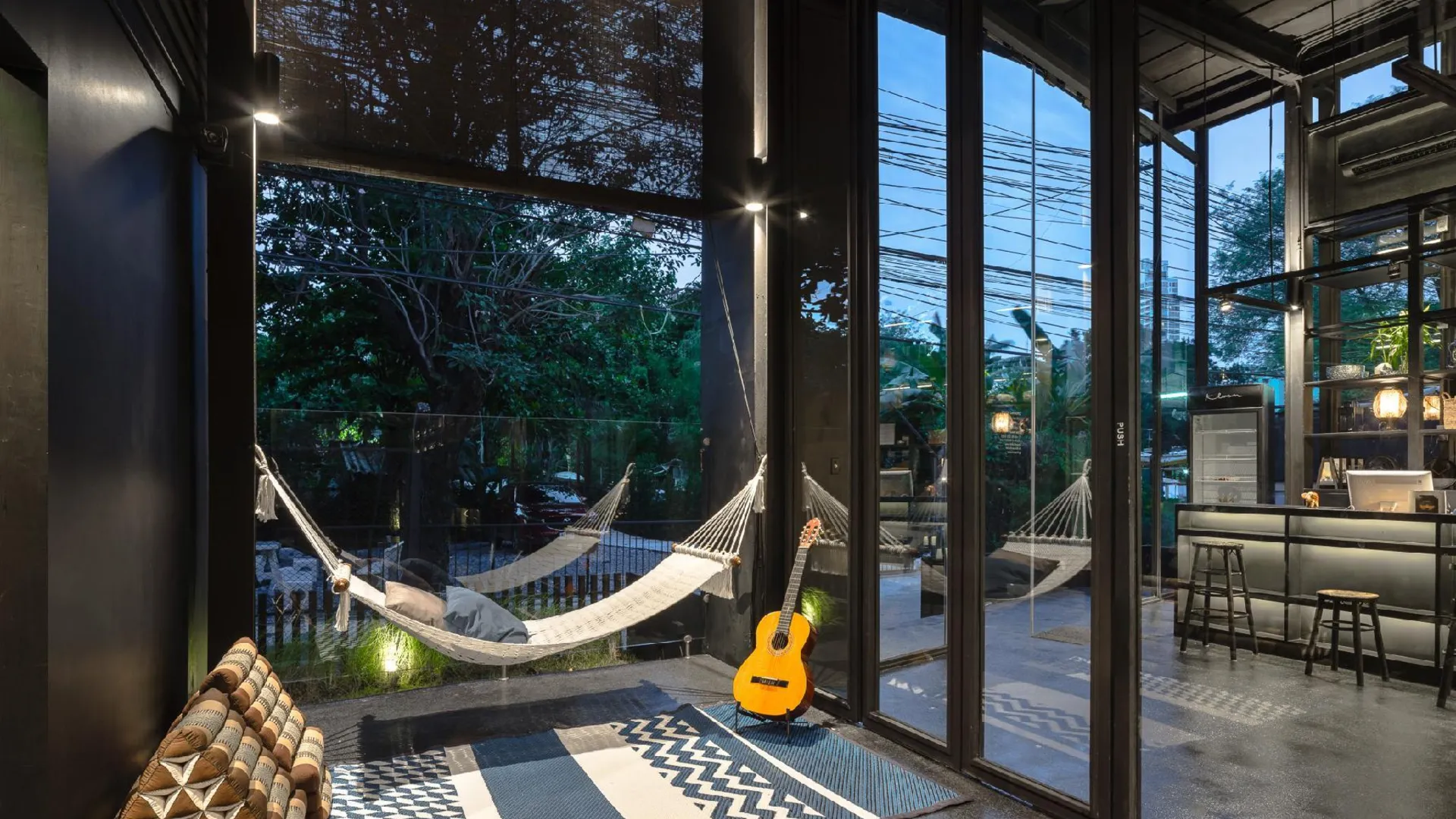 방콕 클로엠 호스텔 2성급 호텔 객실