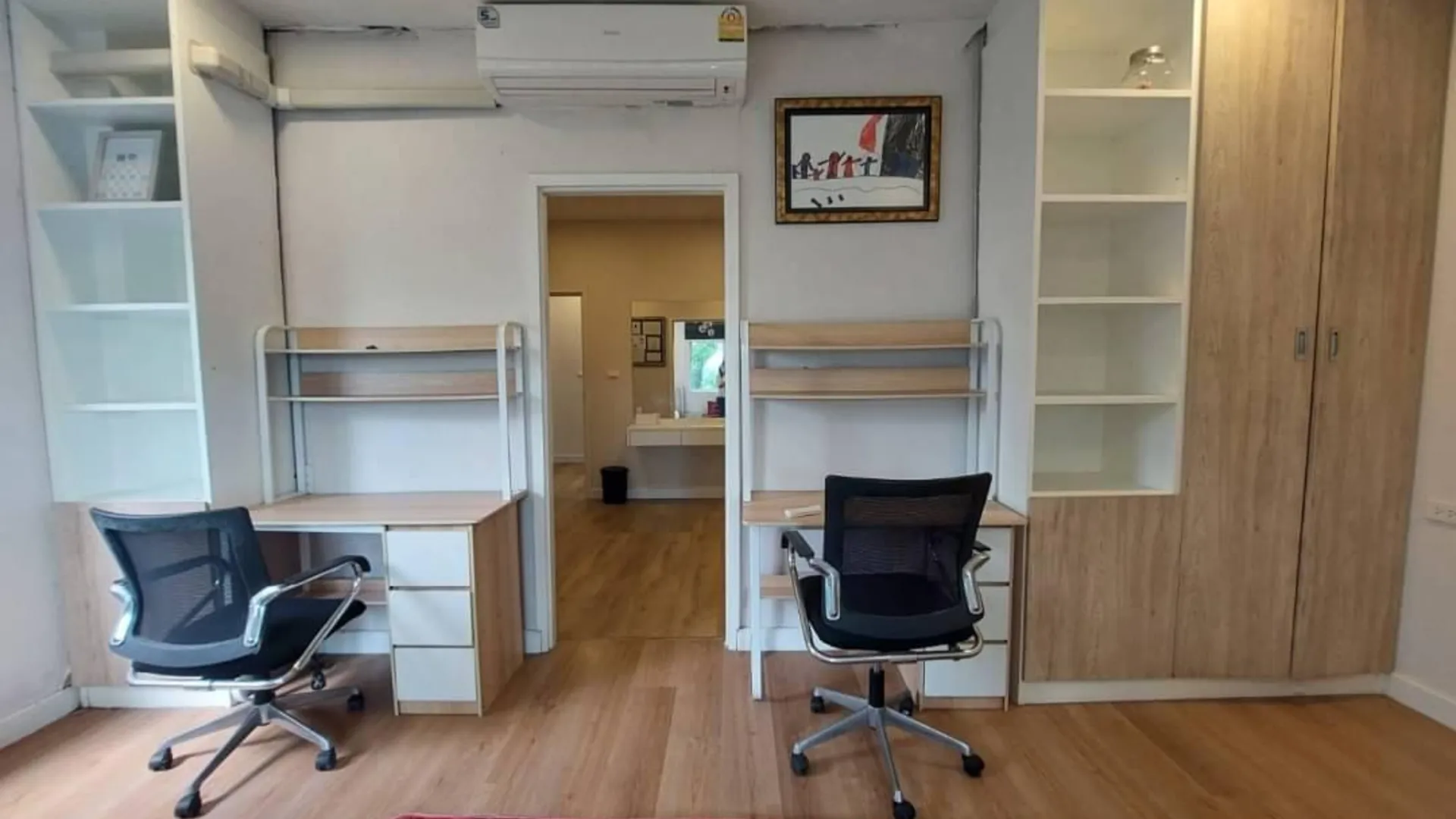 방콕 람캄행의 프라이빗 하우스 (86m², 침실 4개, 프라이빗 욕실 4개) 4성급 싱글룸 스위트룸