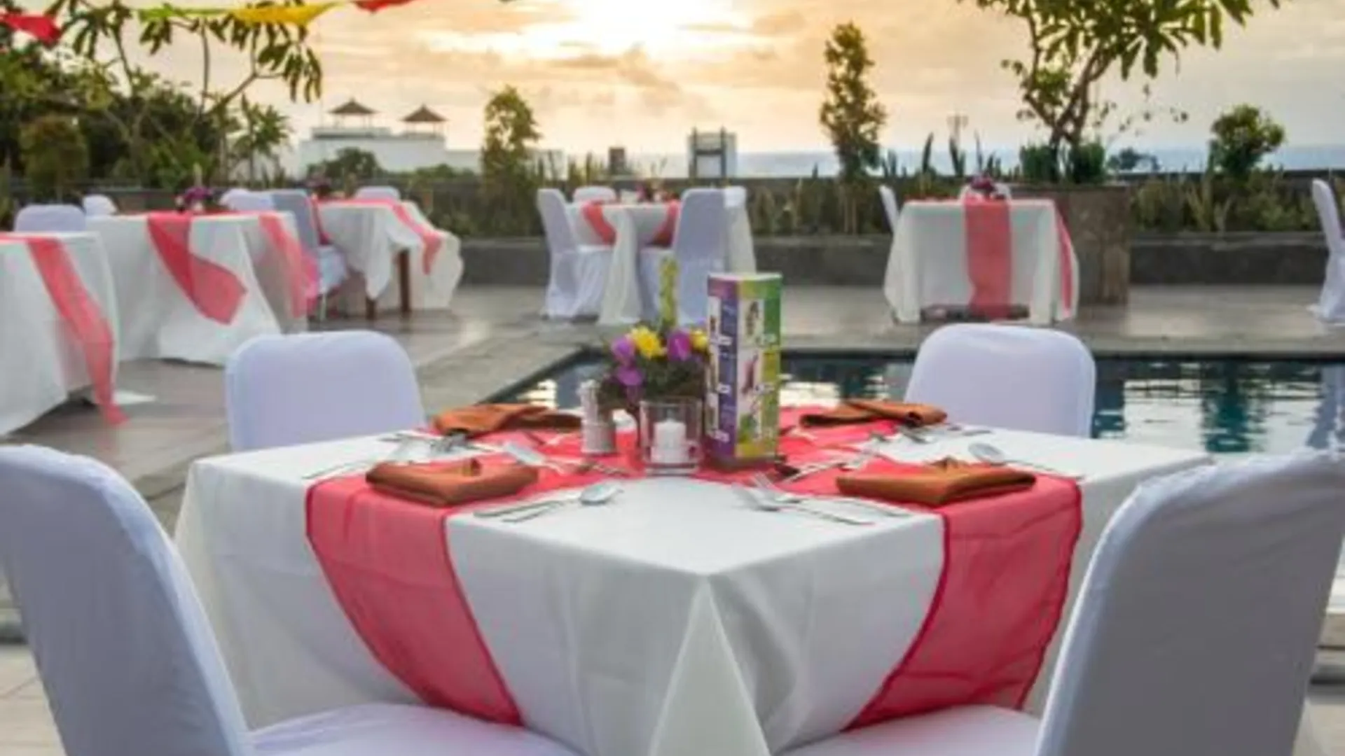 발리 챰플룽 마스 호텔 3성급 호텔 로비