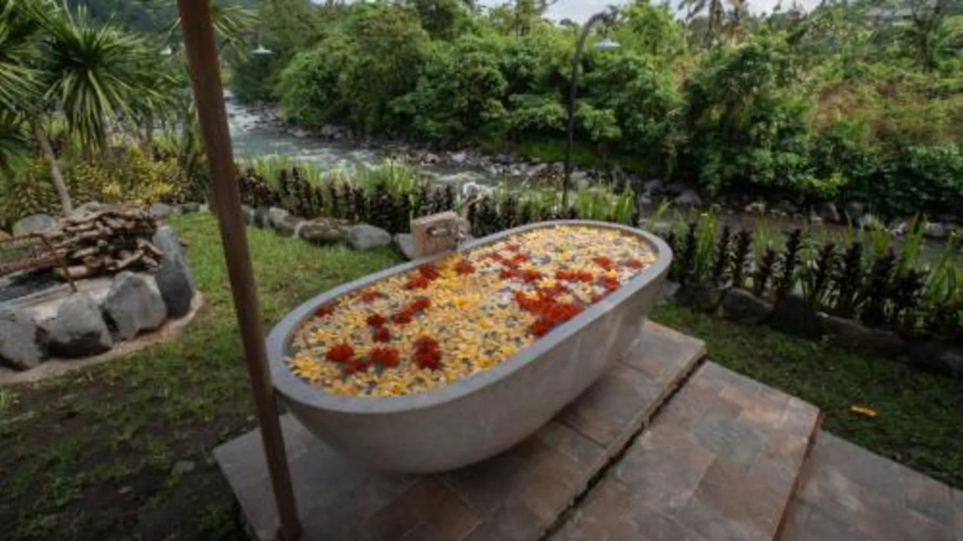 발리 The River Island Sidemen 호텔 부대시설