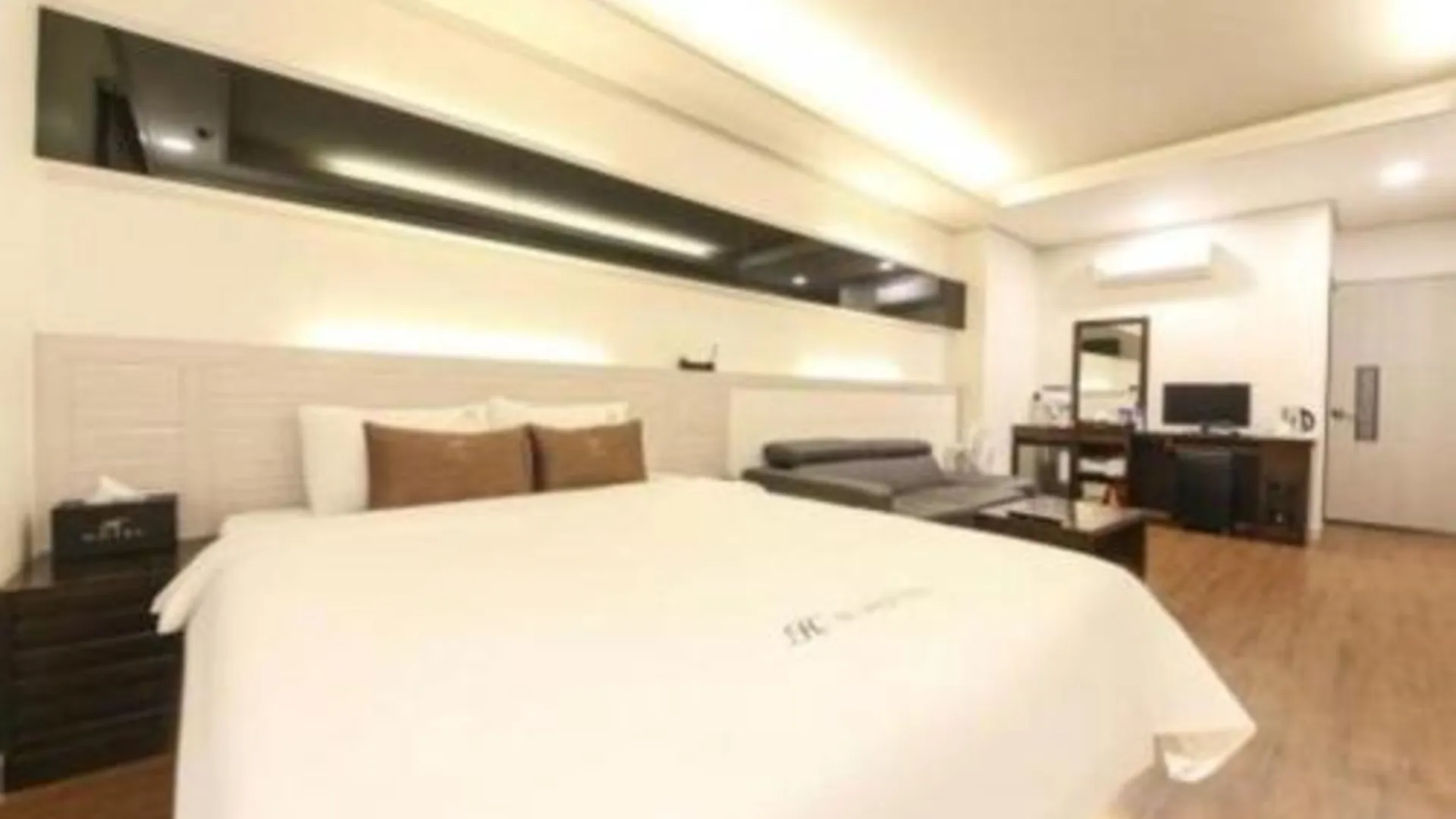 울산 H호텔 2성급 호텔 스위트룸