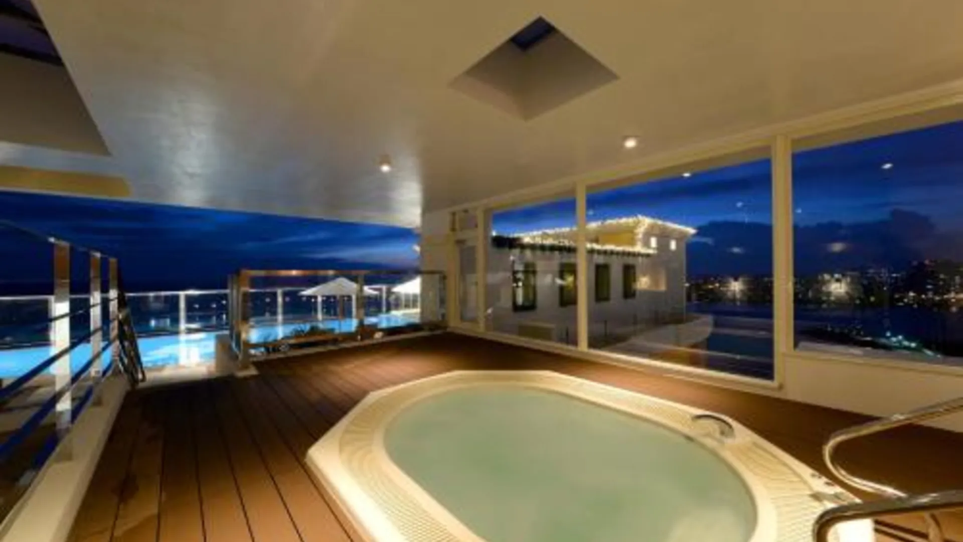 오키나와 본섬 베셀 호텔 캠파나 오키나와 4성급 호텔 로비