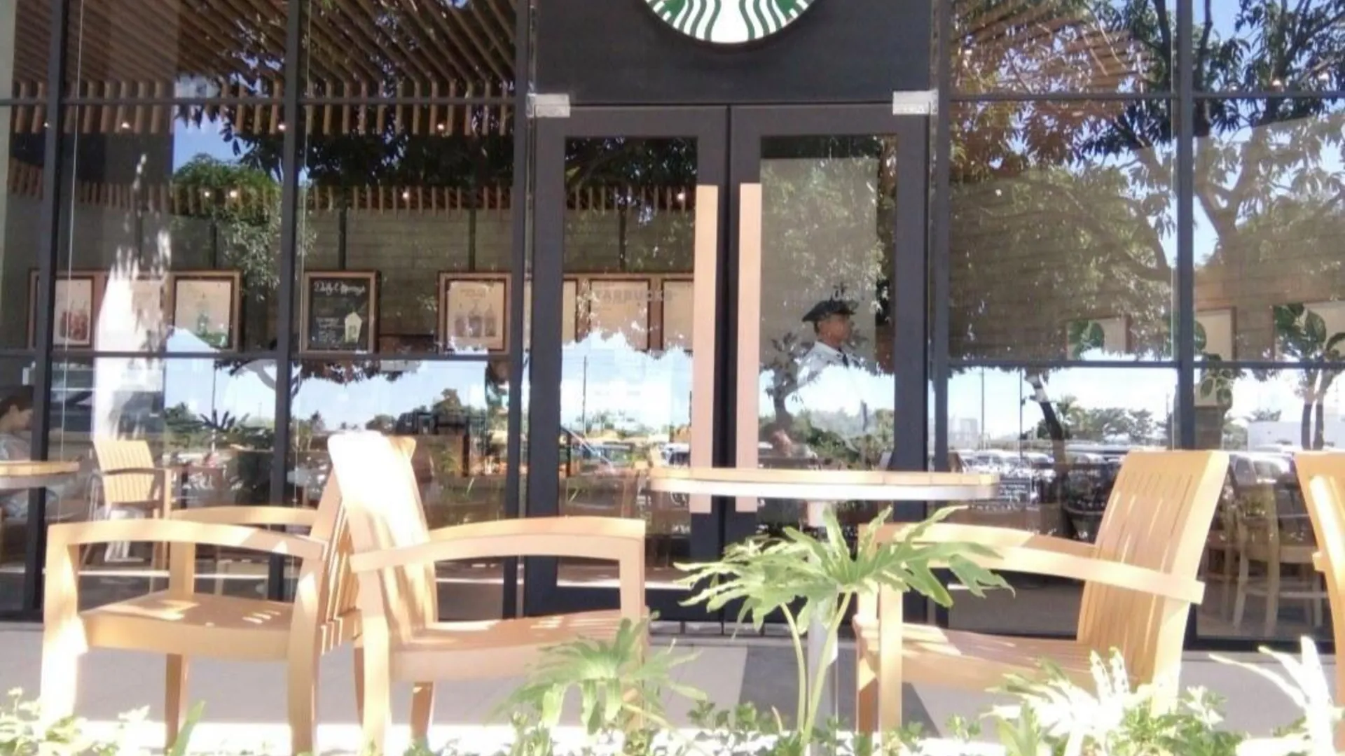 세부 막탄 섬의 아파트먼트 (39m², 침실 1개, 프라이빗 욕실 1개) 4성급 싱글룸 수영장