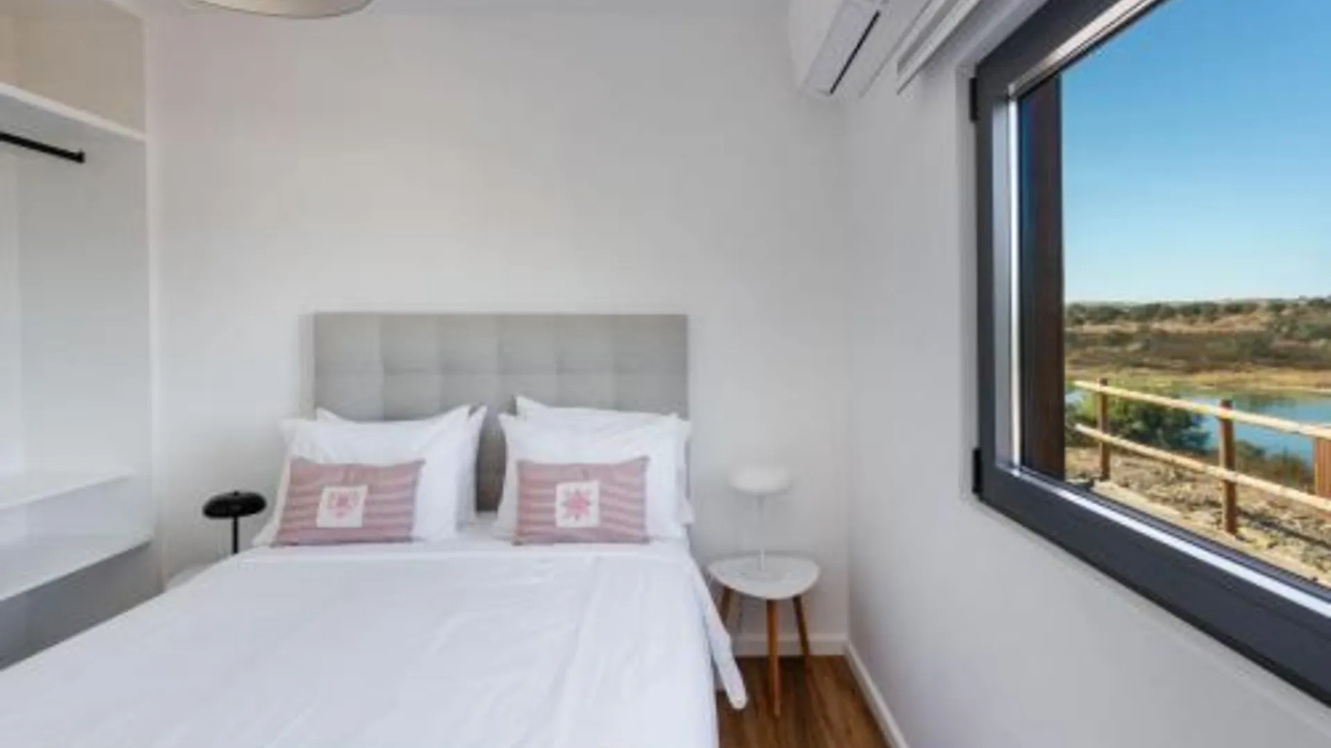 알모도바 Monte Clérigo Casas de Campo 4성급 호텔 스위트룸