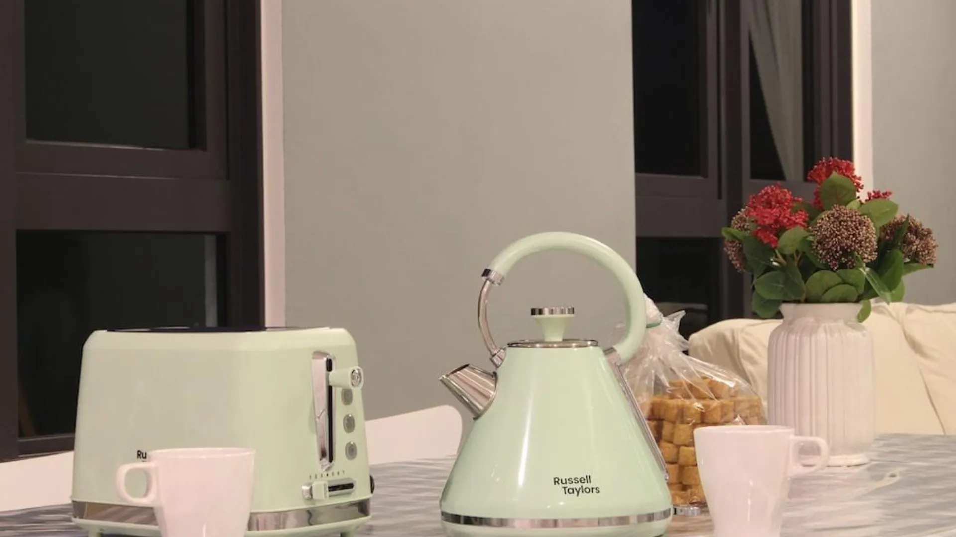 이포 Mountain & Theme Park Views  Cozy Suite 3성급 호텔 부대시설