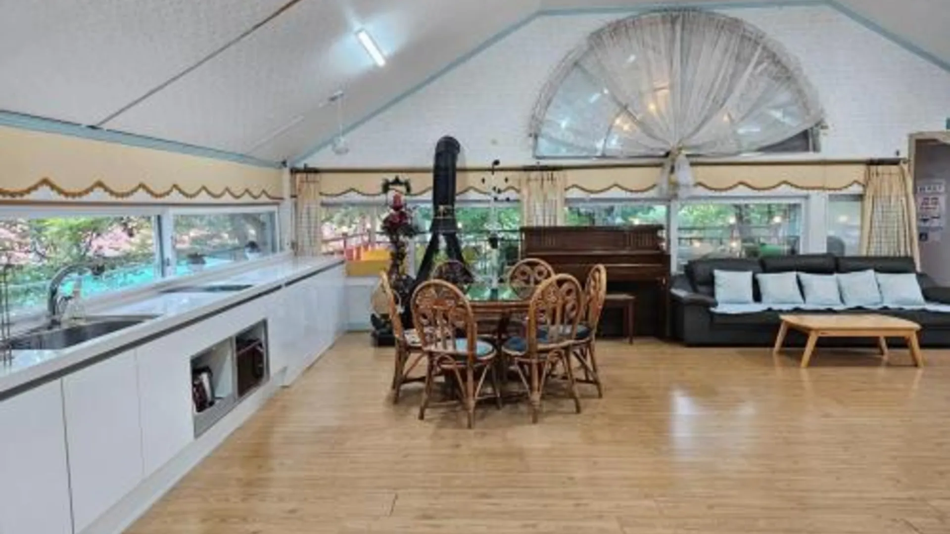 가평 가평 꽃무지 펜션 3성급 게스트하우스 객실