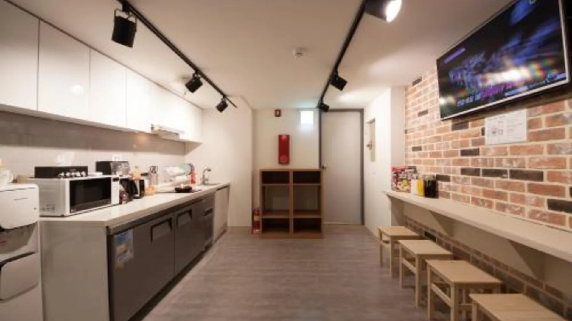 서울 케이그랜드호텔 명동 1성급 호텔 수영장