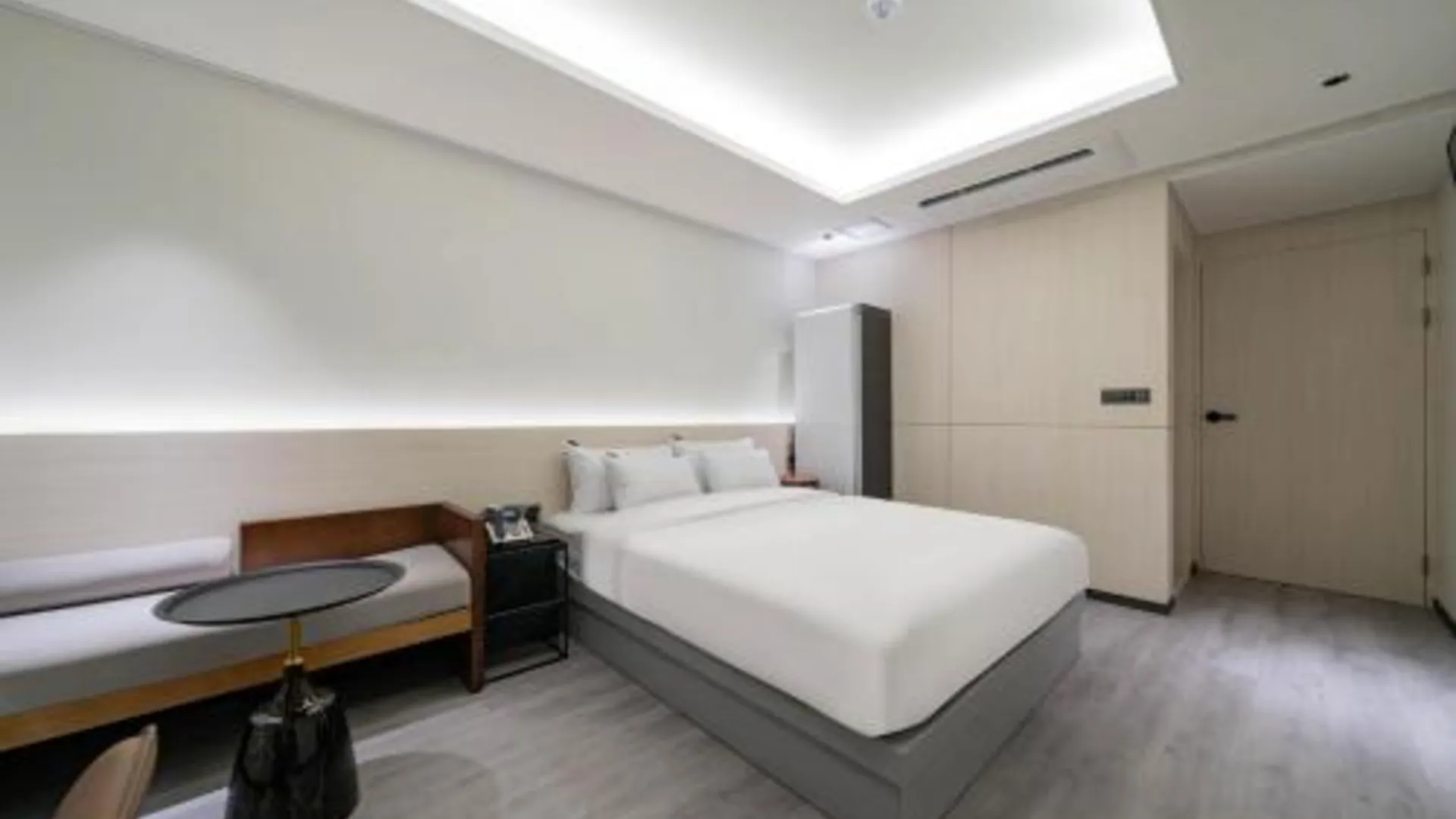 강릉 강릉 브라운닷 강릉 교동점 호텔 스위트룸