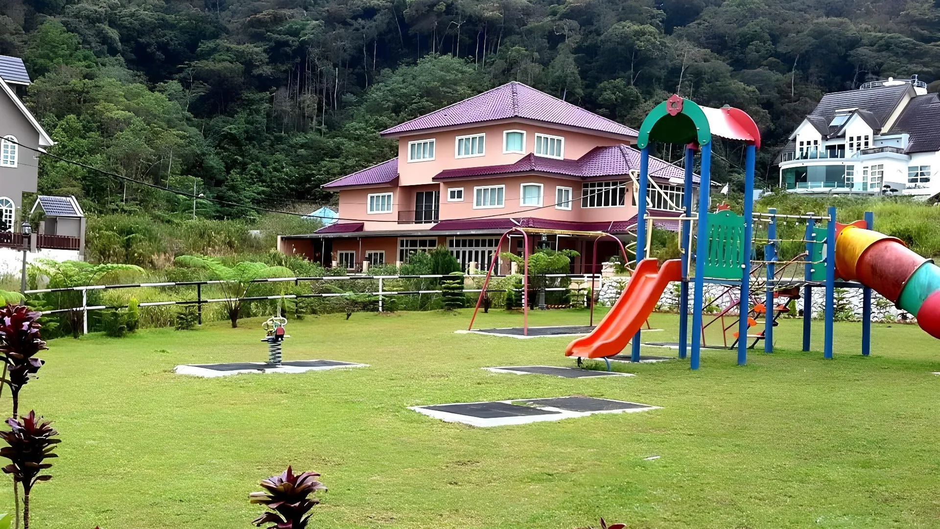 카메론 하일랜즈 KPW 앳 로얄 릴리 아파트먼트 3성급 게스트하우스 로비