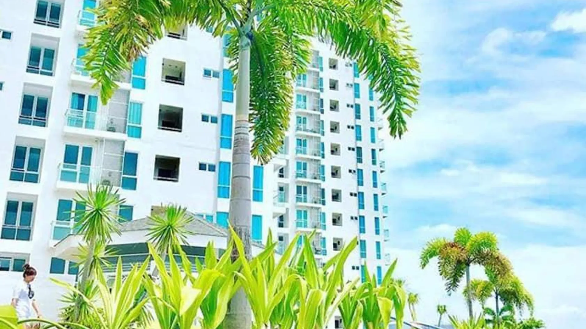 세부 막탄 뉴타운 스페이셔스 콘도 위드 풀 에어포트 근처 5성급 싱글룸 전망