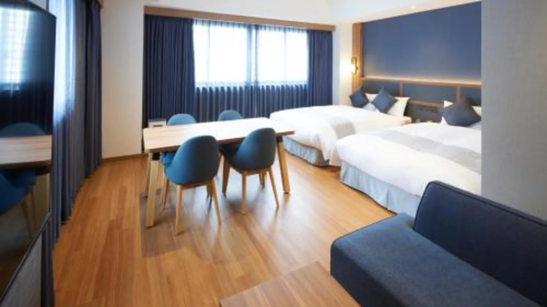 오사카 호텔 세일즈 4성급 호텔 스위트룸