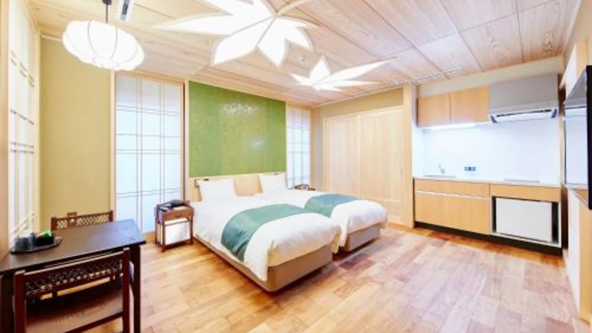 교토 선라이즈 스위트 2성급 호텔 스위트룸