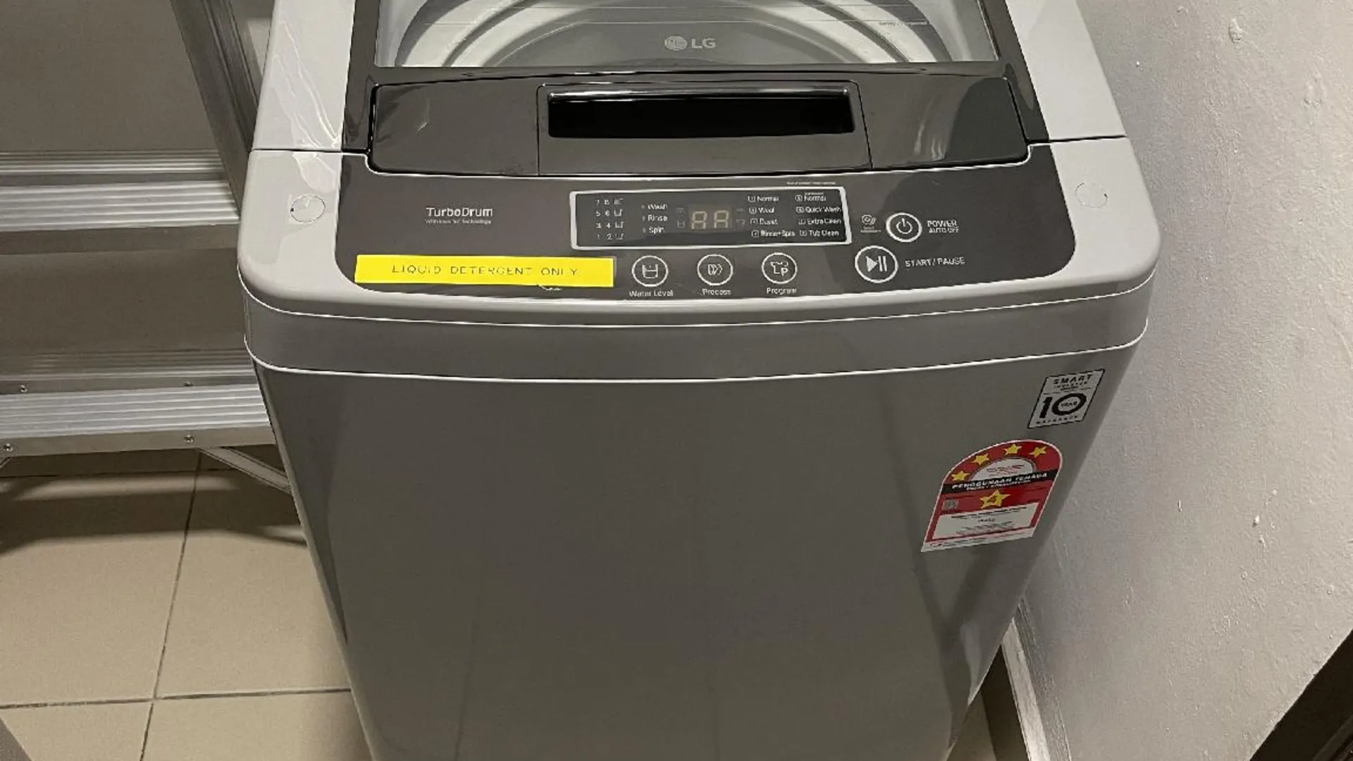 이포 캄풍 쿠차이의 아파트먼트 (86m², 침실 3개, 프라이빗 욕실 2개) 4성급 싱글룸 스위트룸