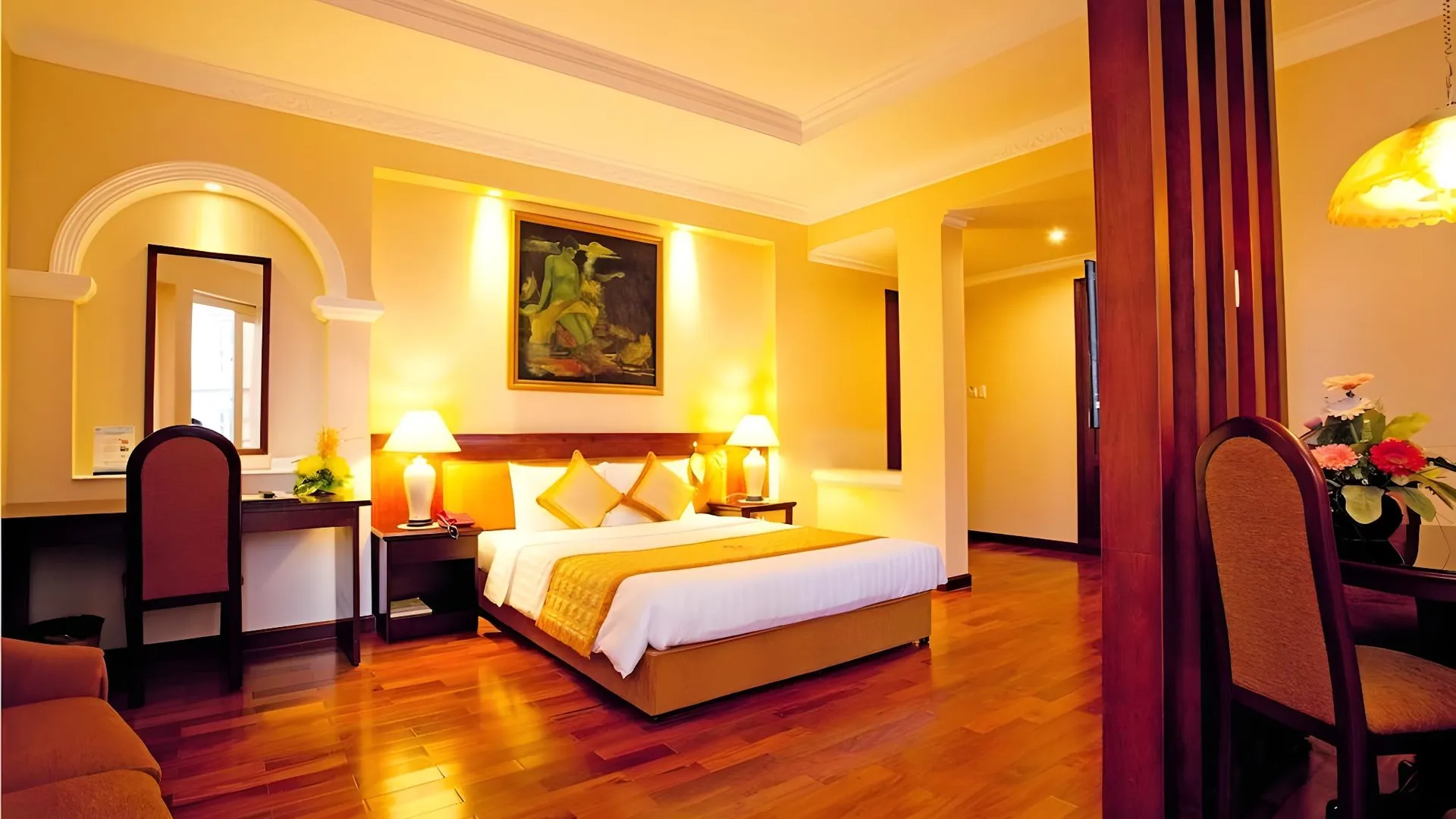 호치민 후옹센 호텔 3성급 호텔 스위트룸