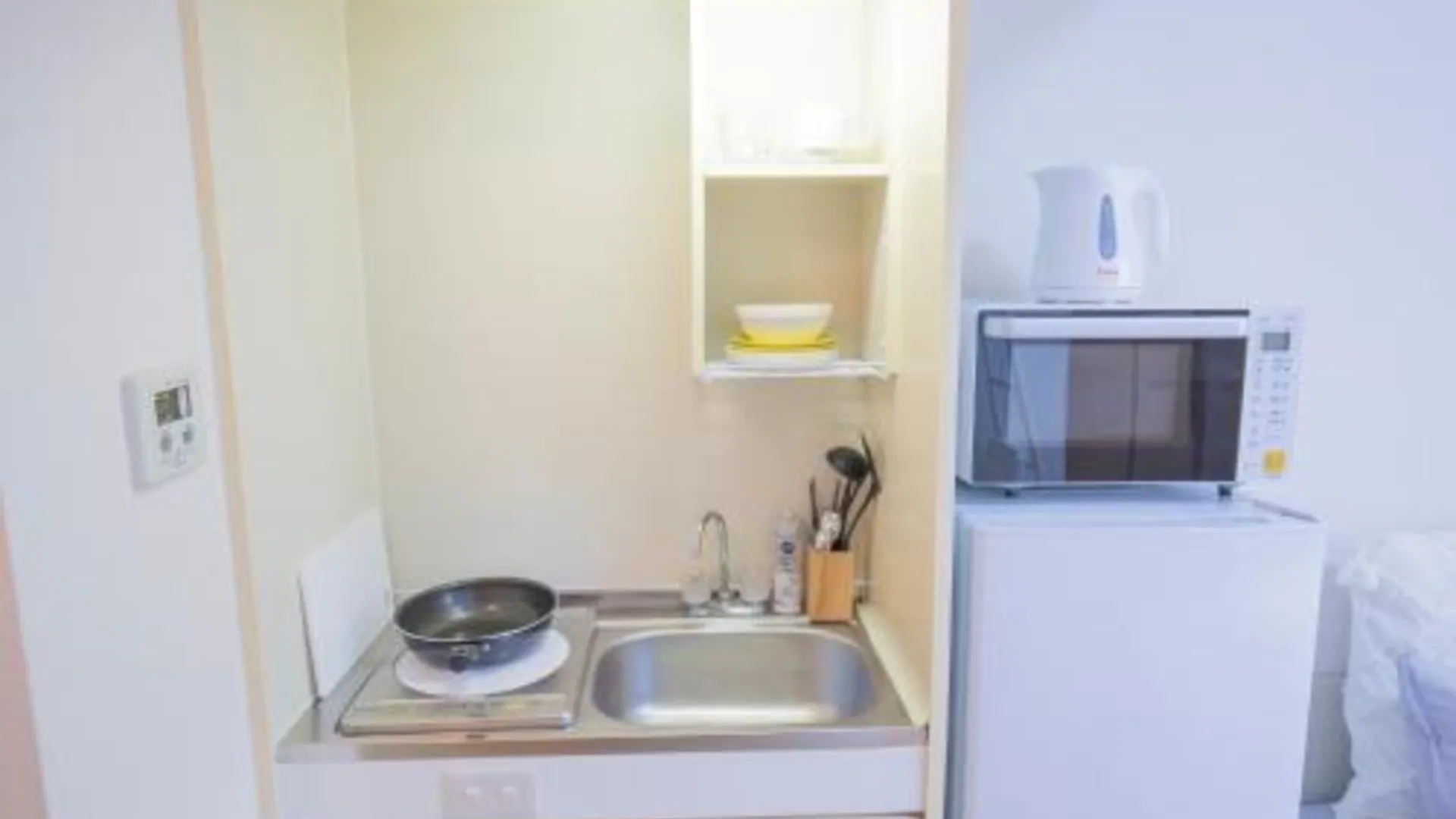 도쿄 / 동경 閑静な住宅街_暖かく居心地の良いデザイン EoW-7 1성급 싱글룸 로비