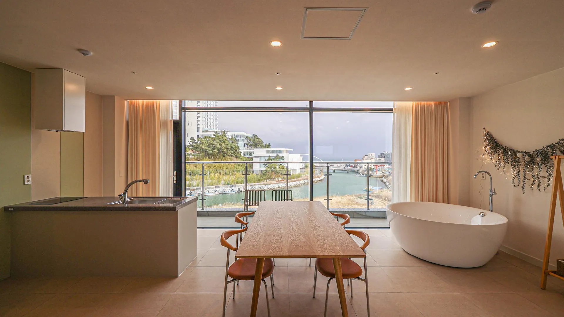 강릉 상상초당 펜션