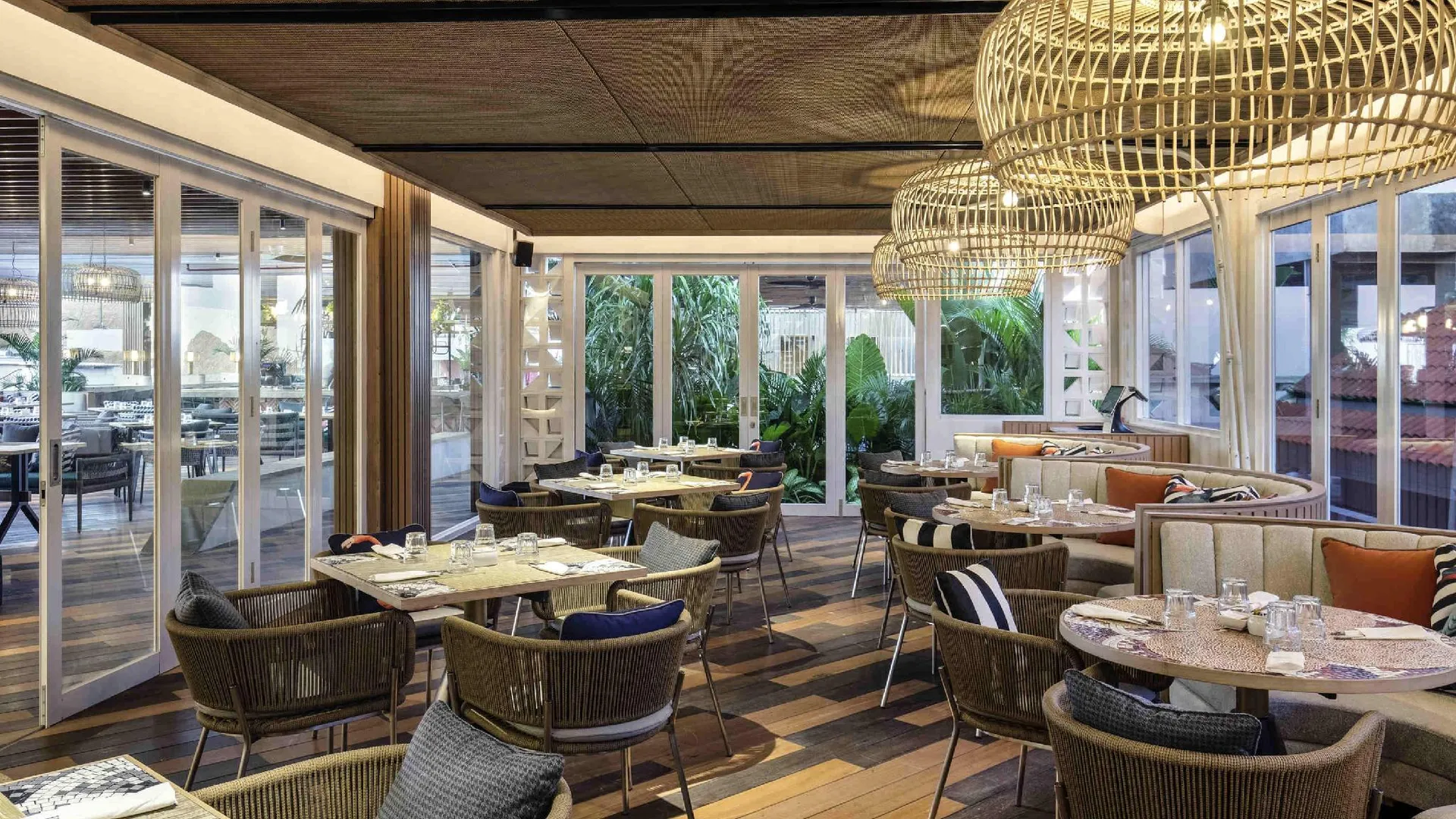 발리 트라이브 발리 쿠타 비치 4성급 호텔 부대시설