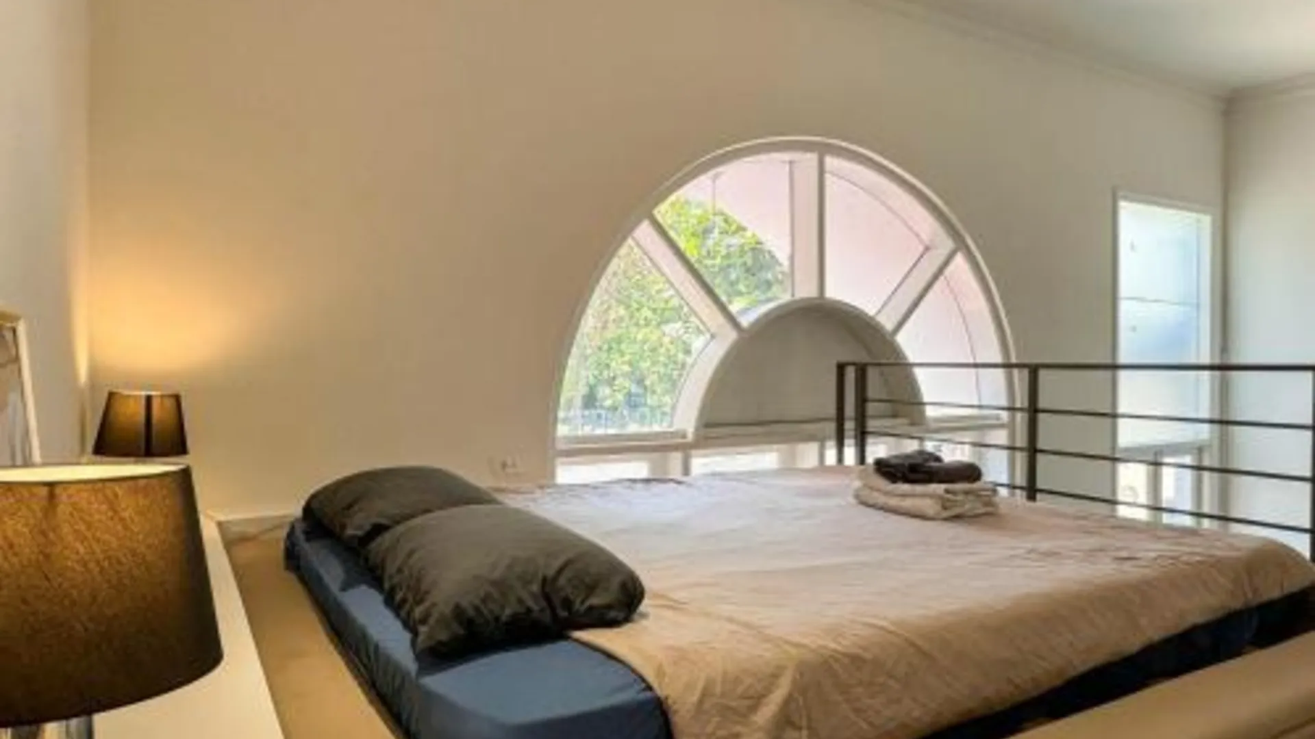 호치민 제우스 리빙 - 룸 인 빌라 언 푸 3성급 호텔 스위트룸