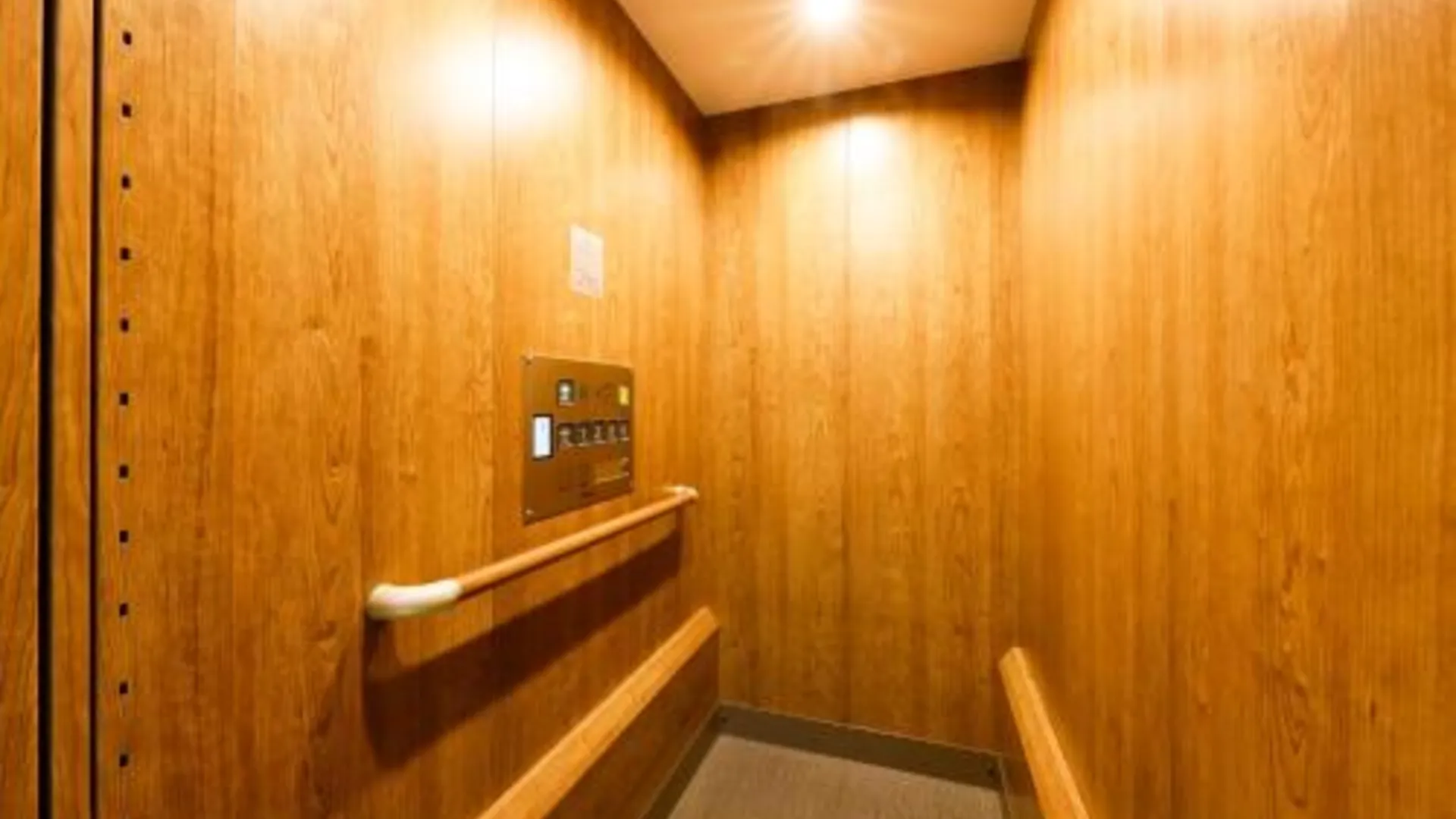 오사카 사야 스위트 키시노사토 3성급 게스트하우스 객실