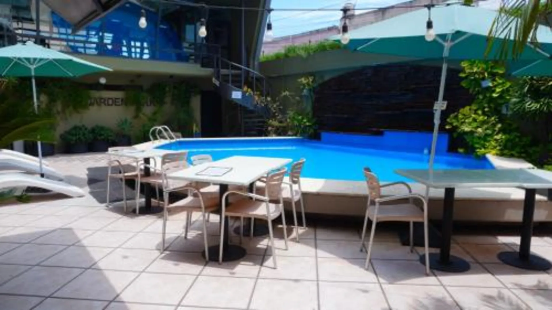 투쿠만 Garden Park Hotel 4성급 호텔 객실