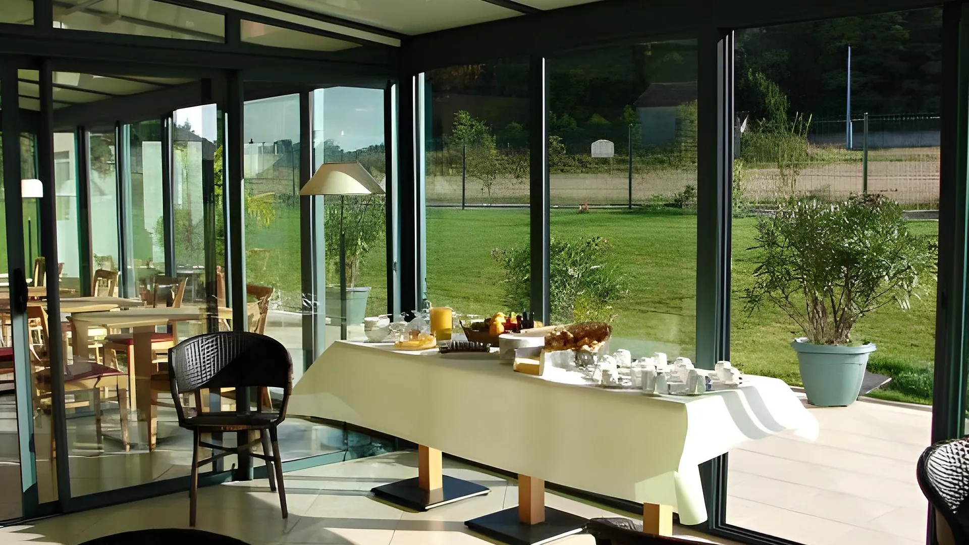 돈느망 상 마메 Brit Hotel Chateaudun 3성급 호텔 레스토랑