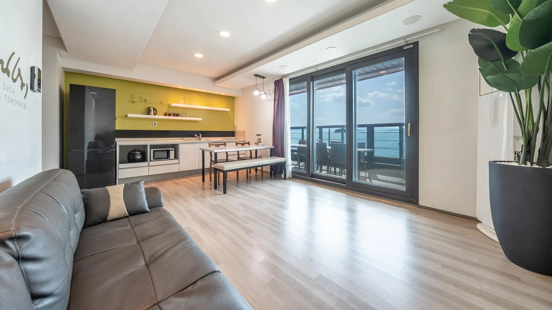 사천 사천 비채 오션뷰 펜션 2성급 게스트하우스 스위트룸