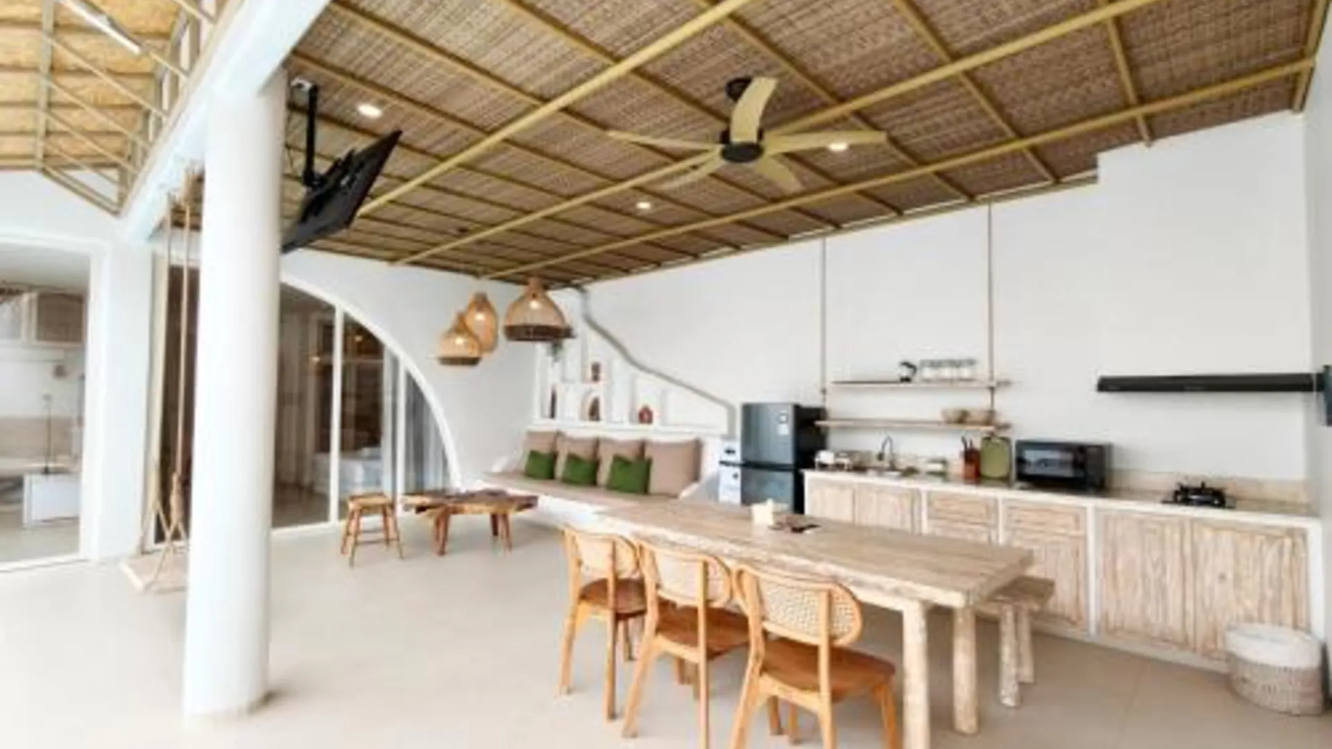 발리 카이야라 짐바란 발리 호텔 3성급 호텔 부대시설