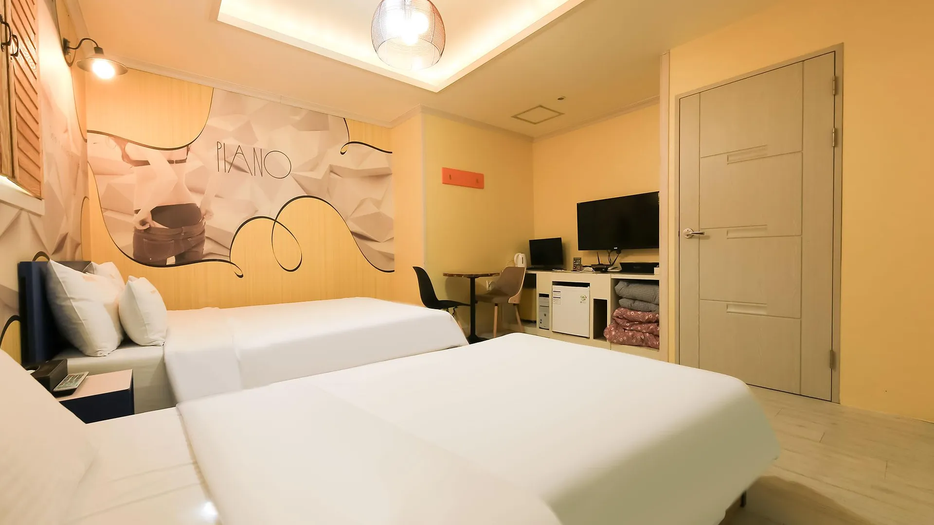 충주 충주 피아노 모텔 2성급 호텔 스위트룸