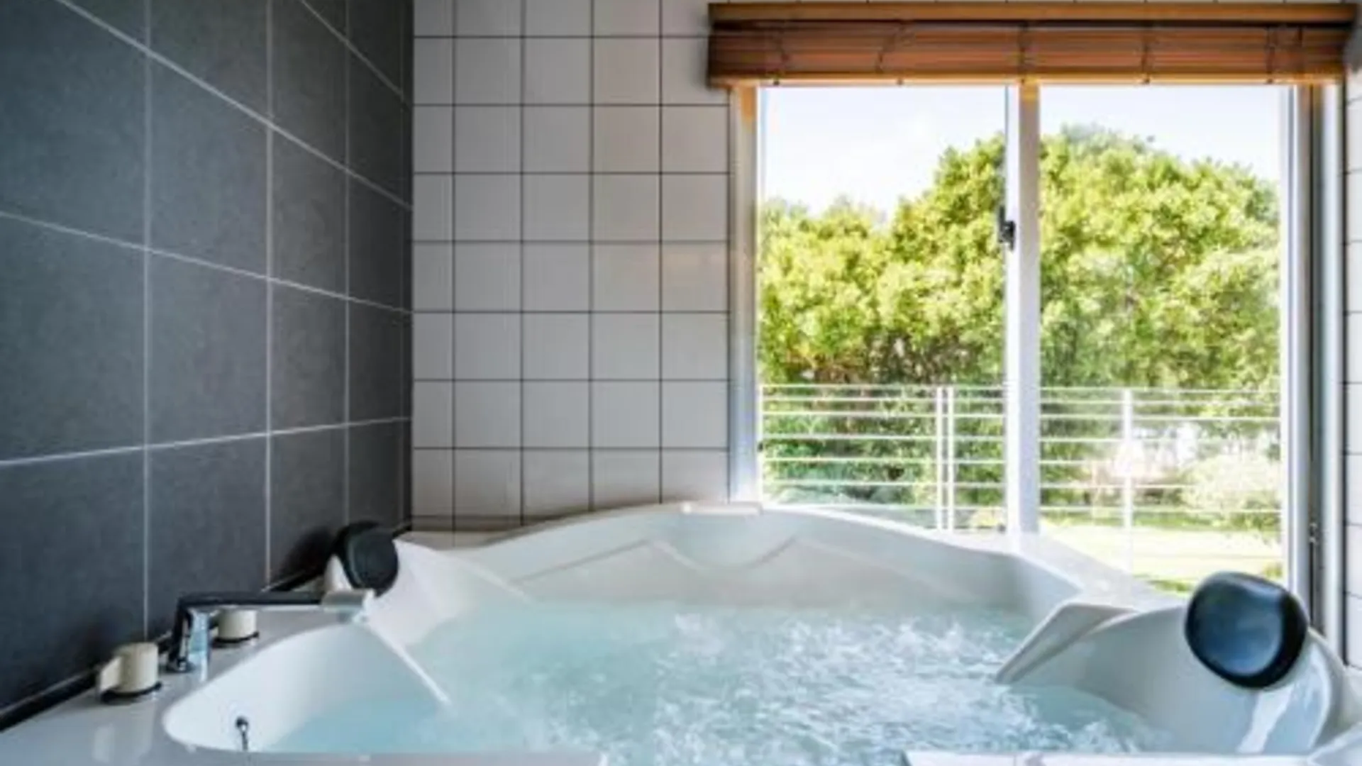 이시가키 더 비치 테라스 호텔 AO 이시가키 4성급 호텔 스위트룸