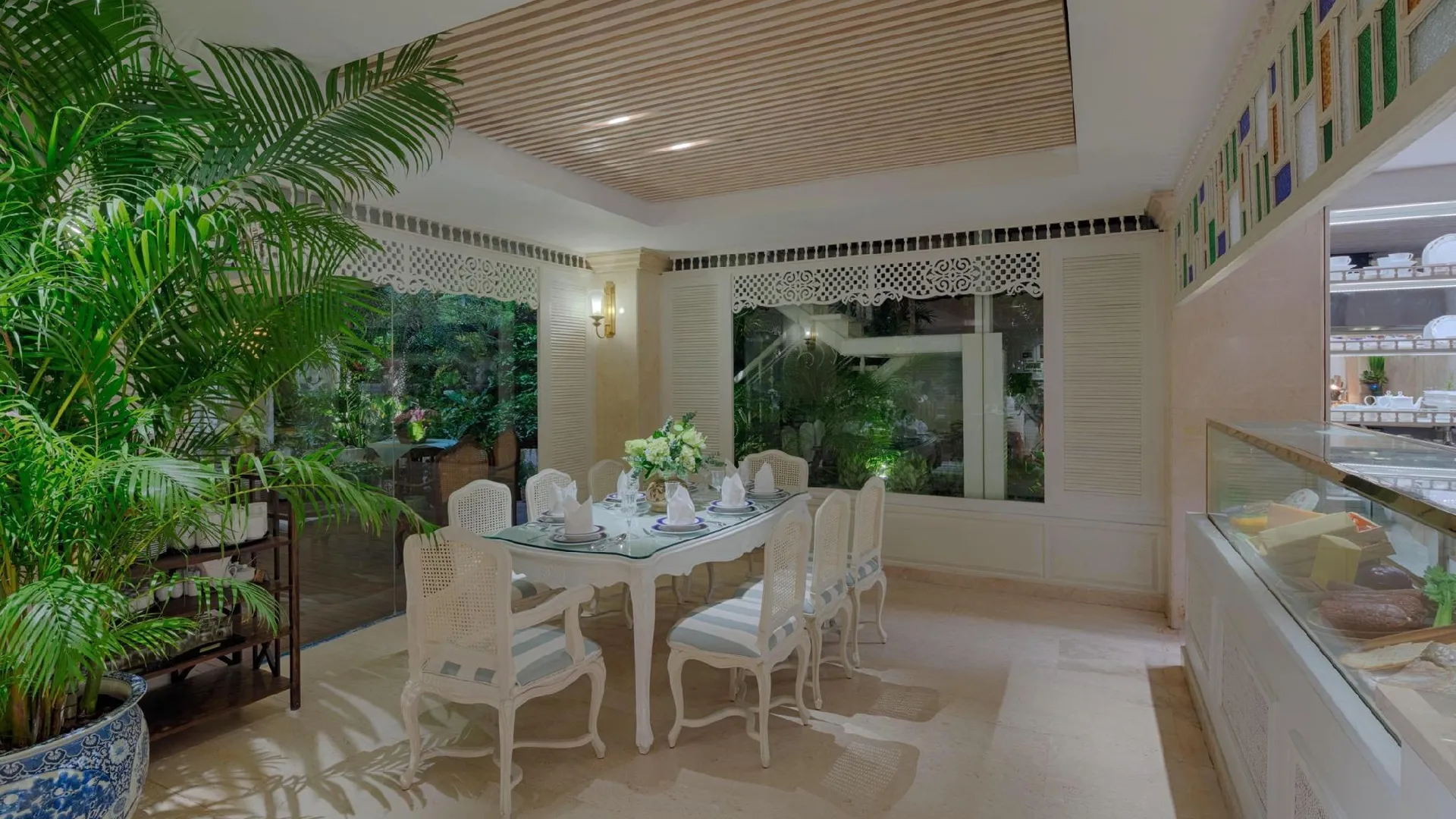 호치민 오 락 샤르네 호텔 4성급 호텔 전망