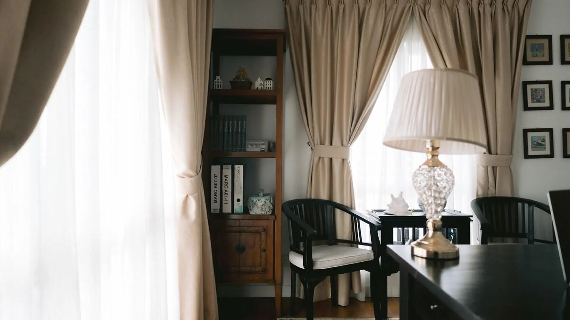 코타키나발루 시티 센터의 프라이빗 하우스 (2900m², 침실 5개, 프라이빗 욕실 3개) 4성급 싱글룸 객실