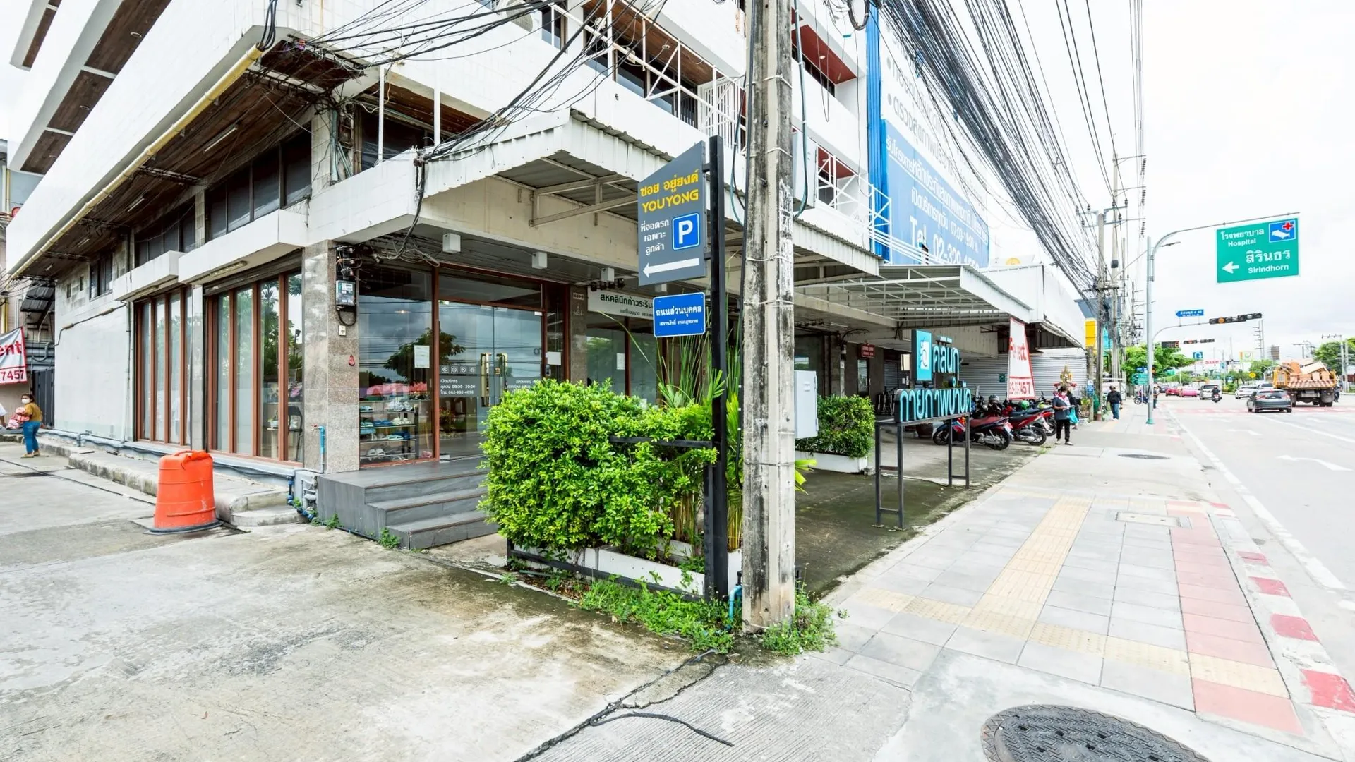 방콕 앳 게이트 수완나품 에어포트 3성급 호텔 로비