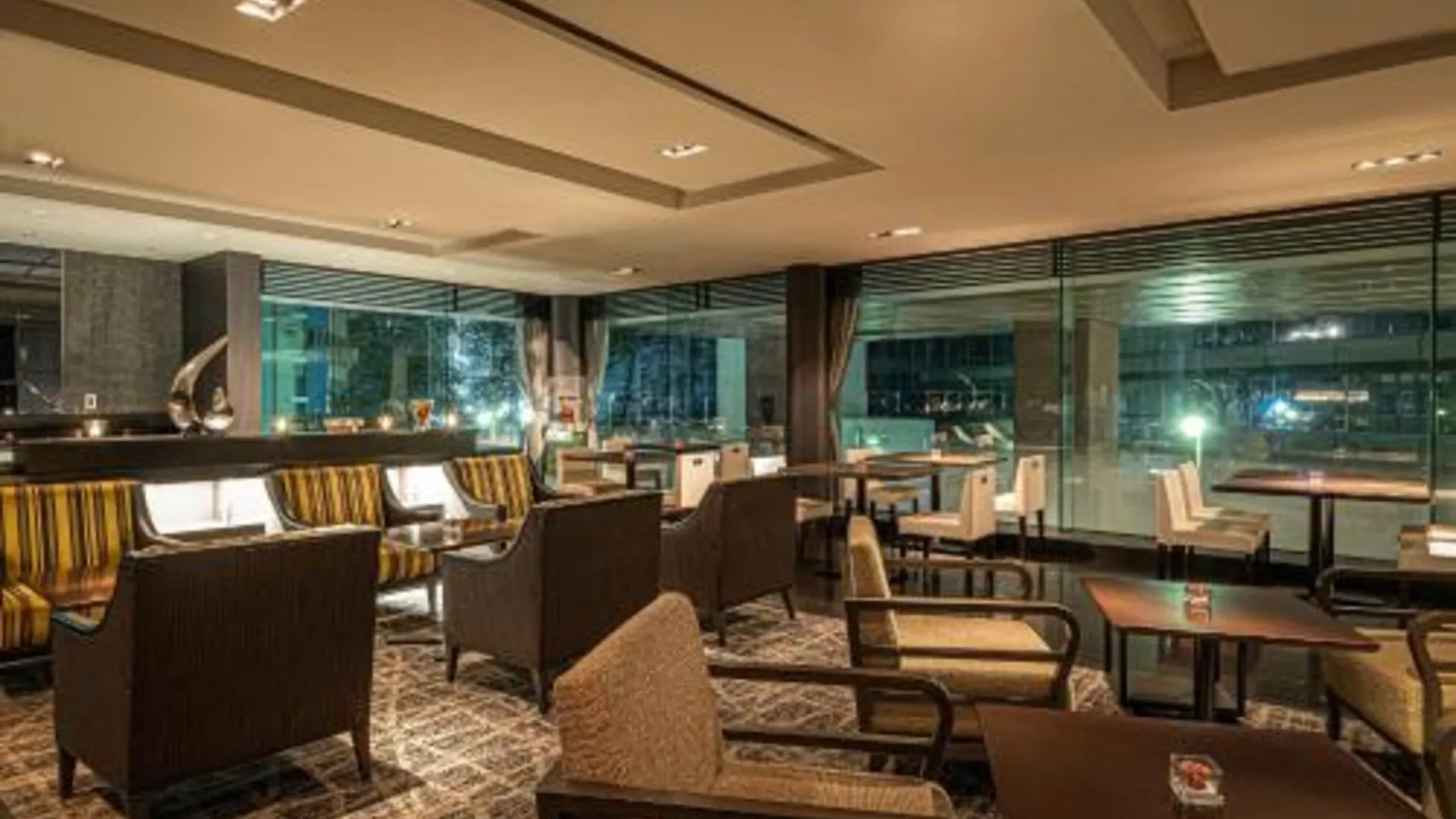 후쿠오카 ANA 크라운 플라자 후쿠오카 바이 IHG 4성급 호텔 객실