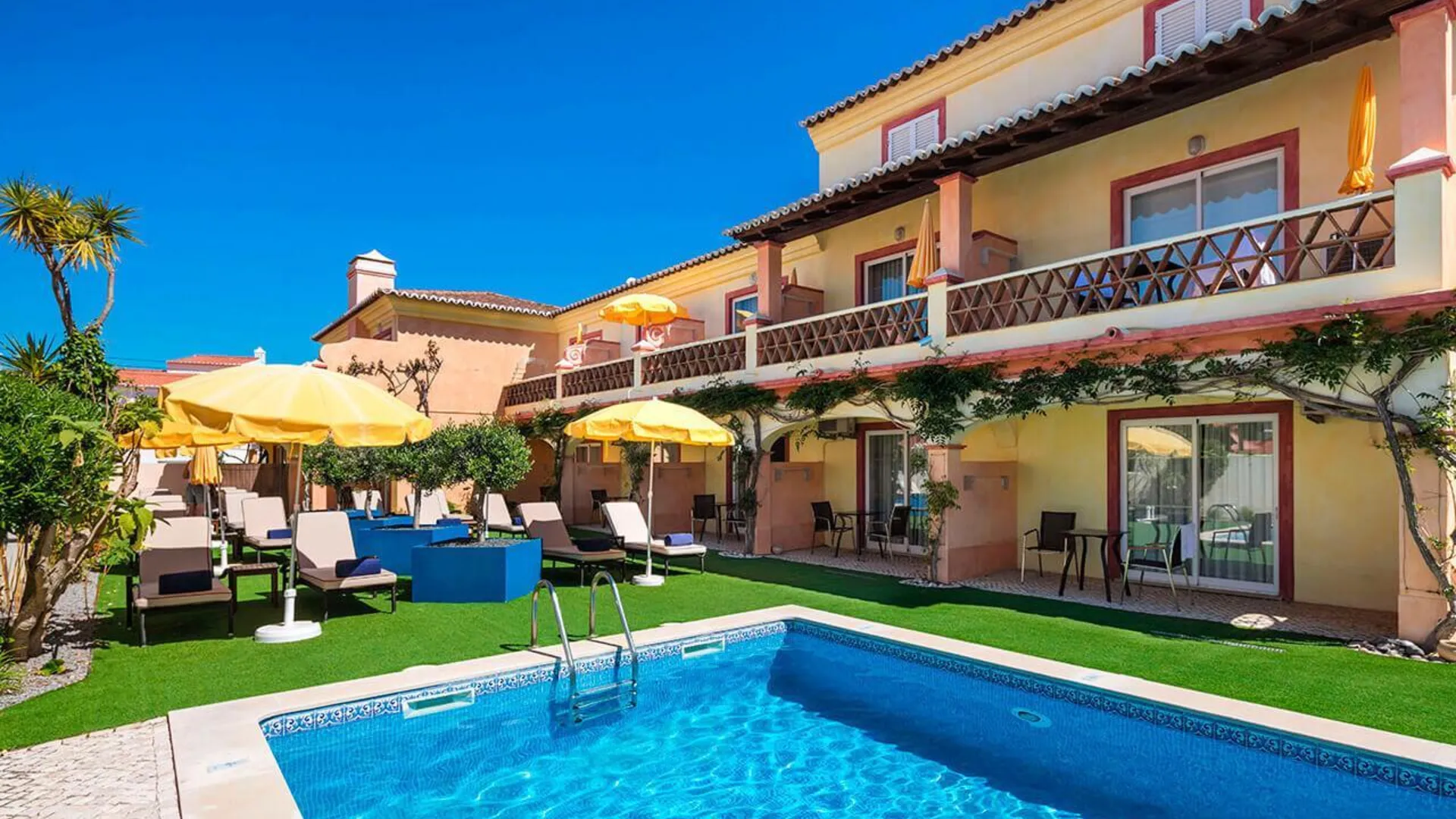 라고스 코스타 디 오이로 앰비앙스 빌리지 4성급 호텔 객실