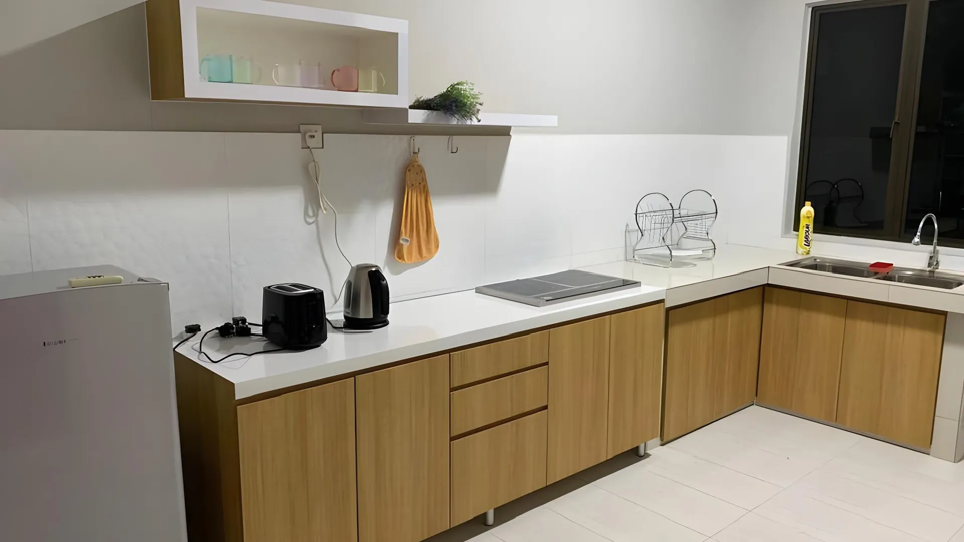 세리 만중 세리 만중의 프라이빗 하우스 (150m², 침실 4개, 프라이빗 욕실 3개) 3성급 게스트하우스 레스토랑