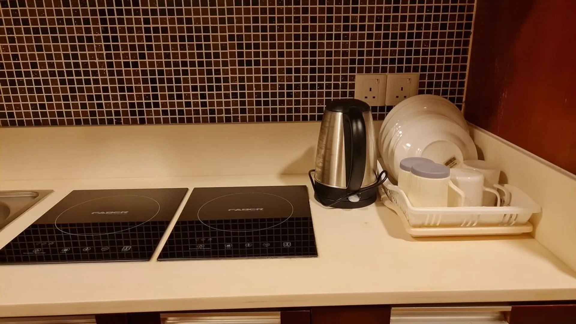 코타키나발루 시티 센터의 프라이빗 하우스 (495m², 침실 1개, 프라이빗 욕실 1개) 2성급 싱글룸 외관