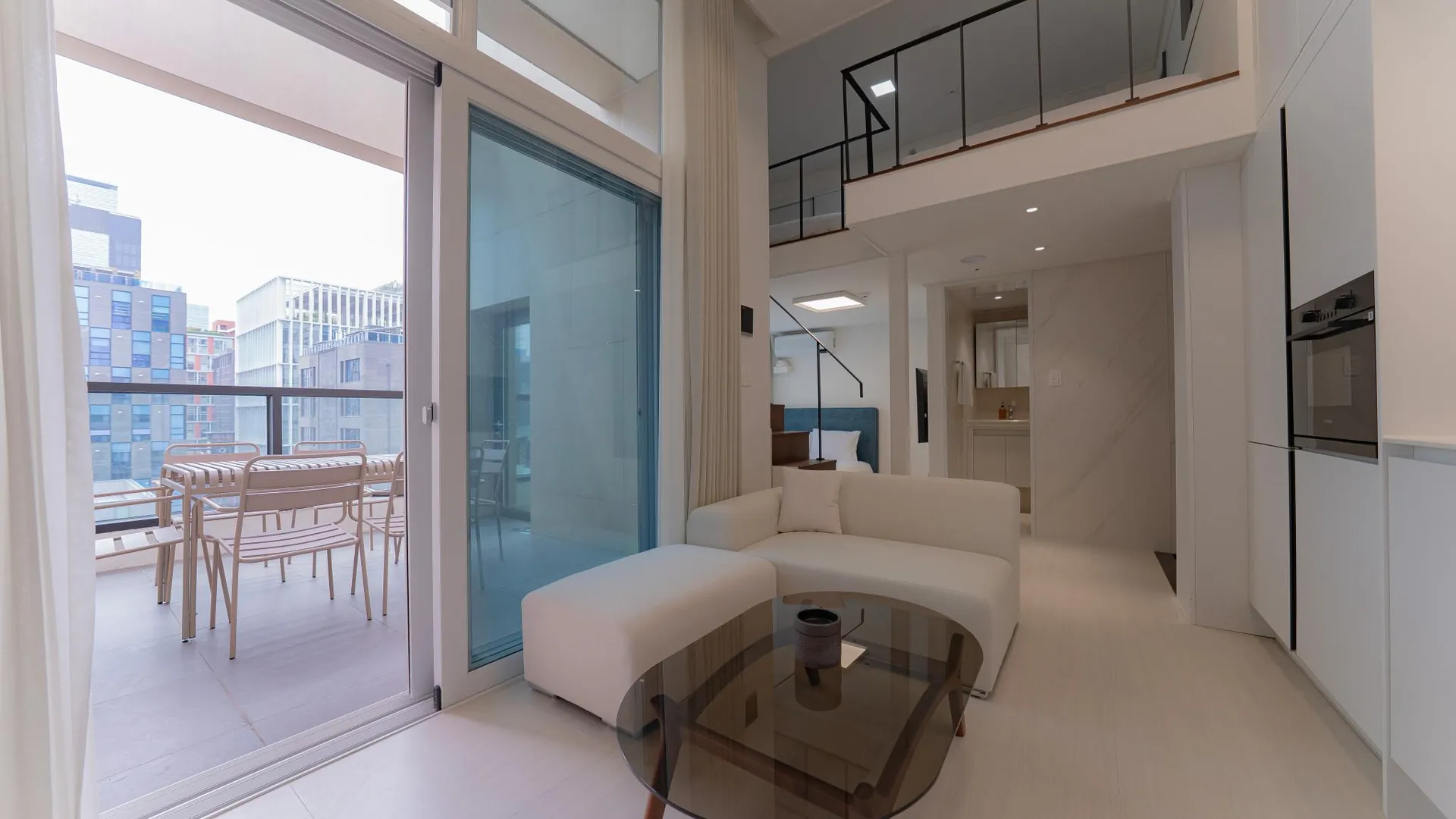 서울 UH 플랫 시그니처 강남 3성급 호텔 스위트룸