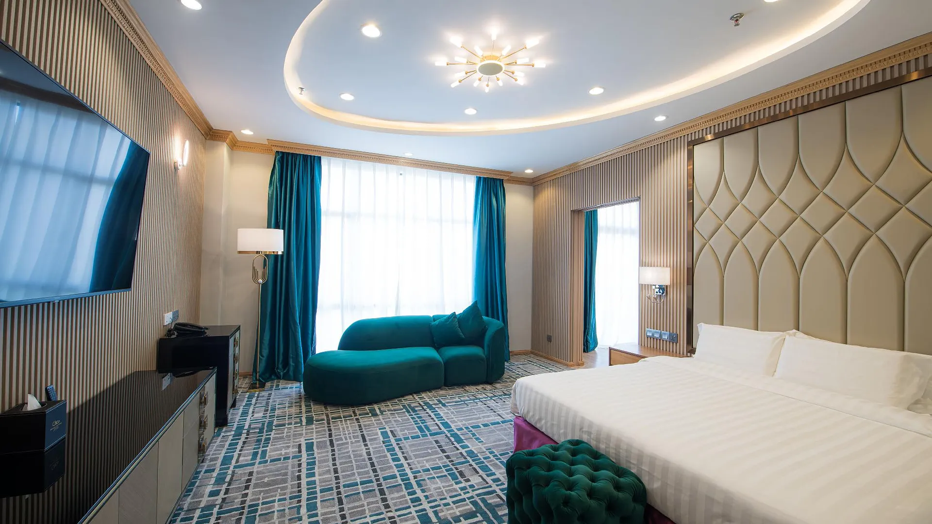 코타키나발루 그랜드 인호텔 코타키나발루 4성급 호텔 스위트룸