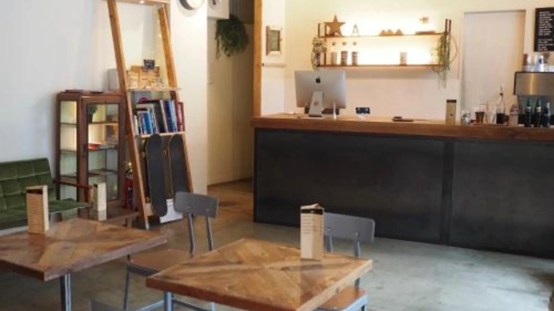 도쿄 / 동경 아몬드 호스텔 앤 카페 1성급 호텔 레스토랑